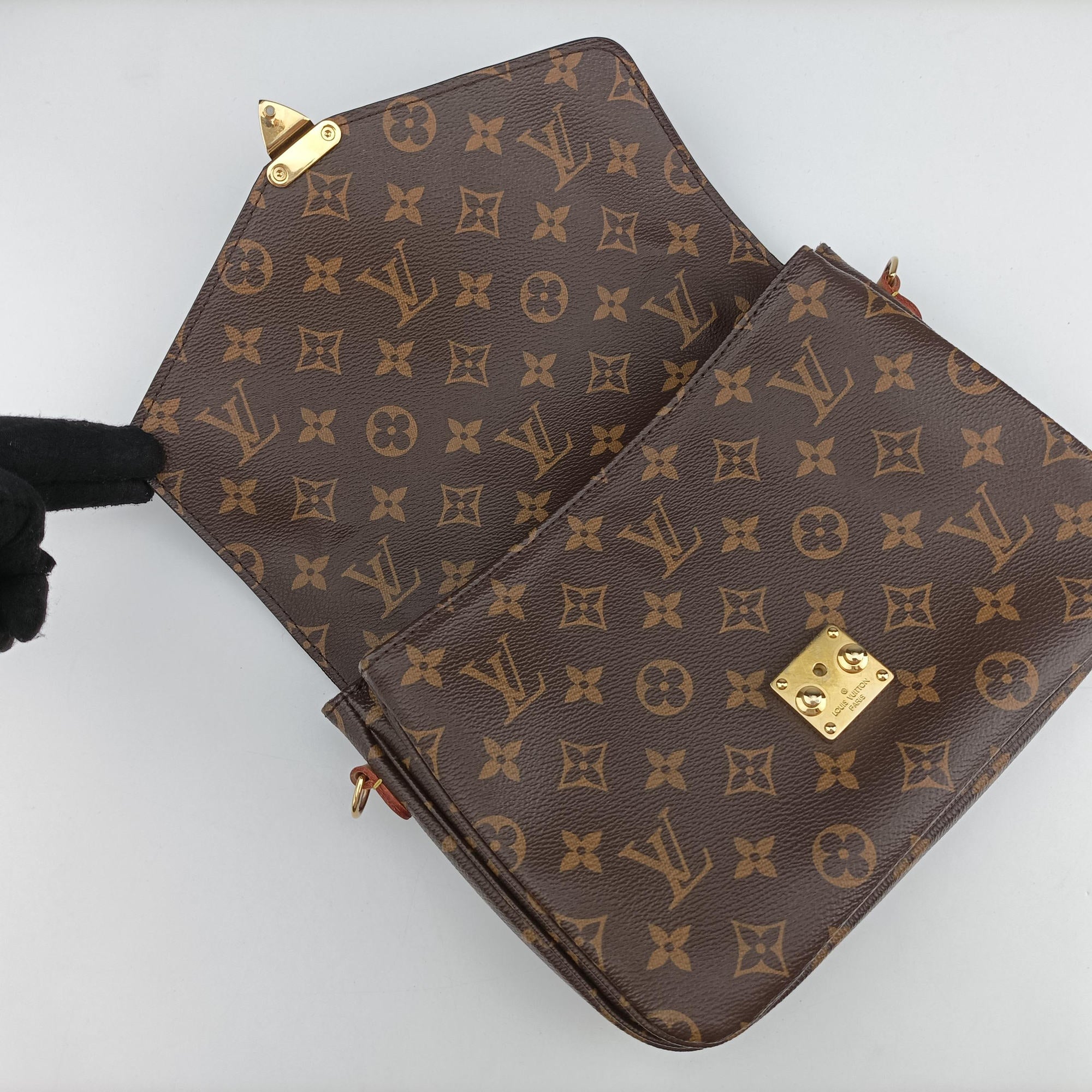 Pre-owned Louis Vuitton Pochette Metis MM Brown Monogram Canvas M44875 shoulderbag | stylenewstar