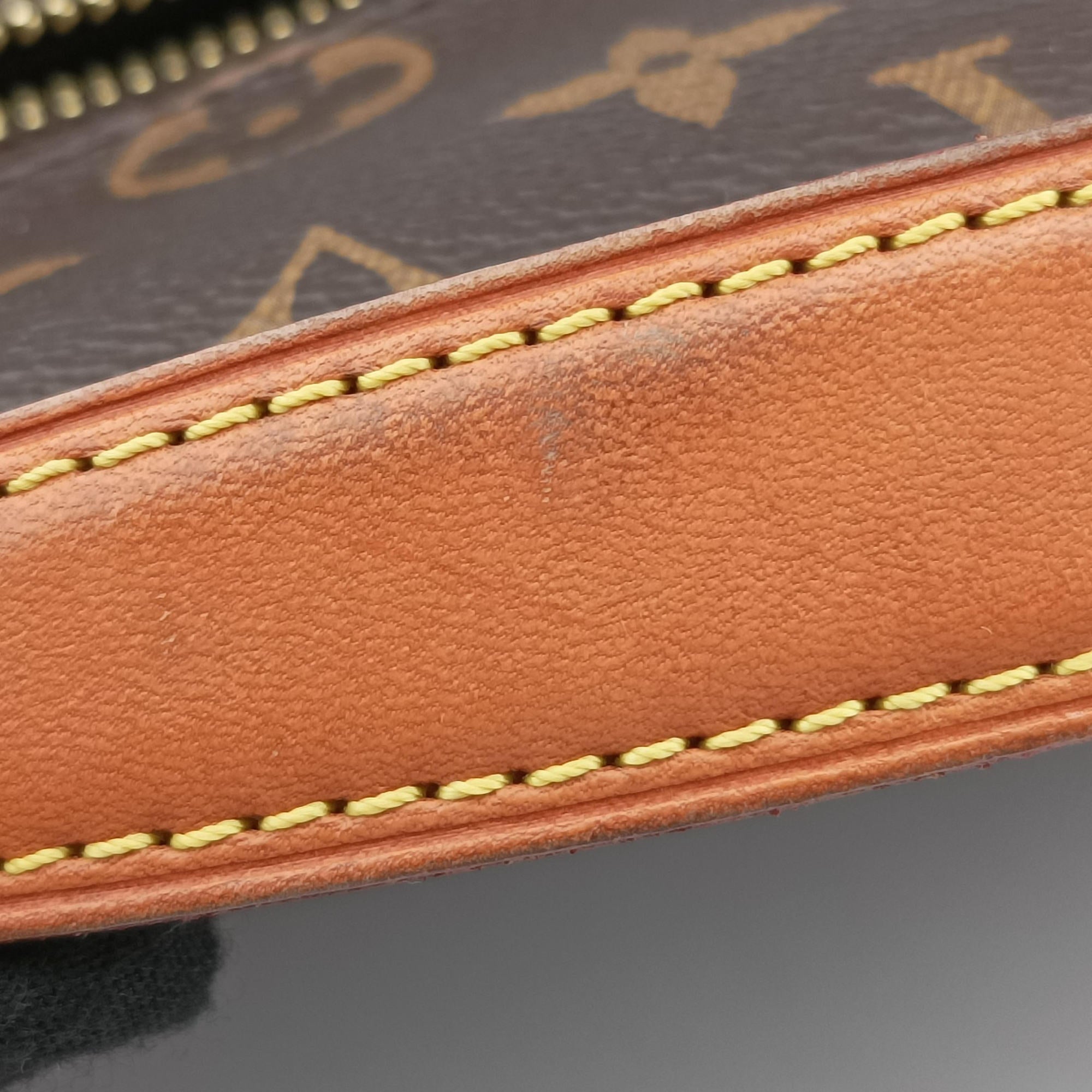 Pre-owned Louis Vuitton Pochette Metis MM Brown Monogram Canvas M44875 shoulderbag | stylenewstar