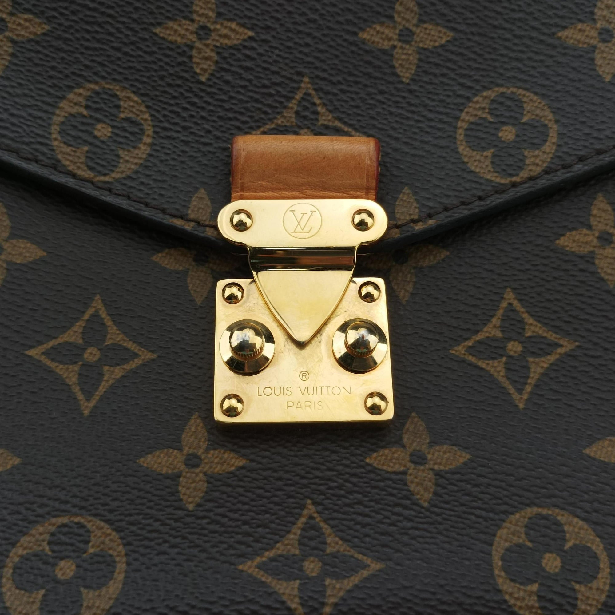 Secondhand Louis Vuitton Pochette Metis MM Brown Monogram Canvas M44875 shoulderbag | stylenewstar