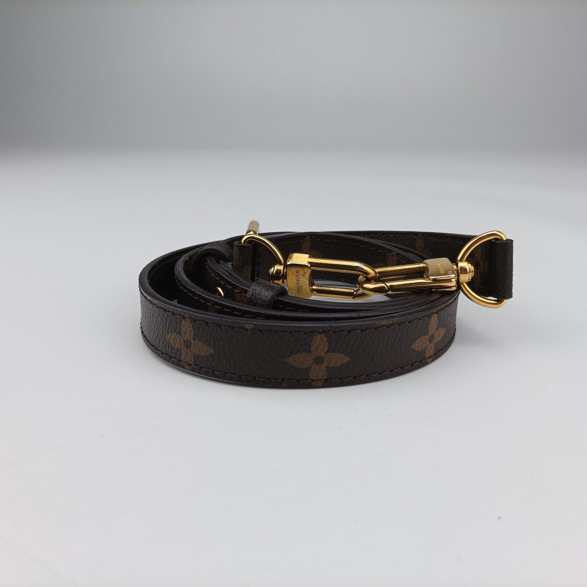 Secondhand Louis Vuitton Pochette Metis MM Brown Monogram Canvas M44875 shoulderbag | stylenewstar