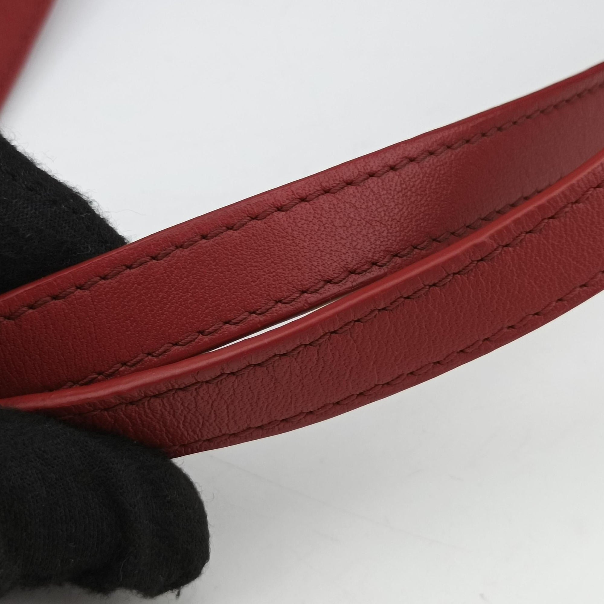 Secondhand Christian Dior D charm Red Leather  handbag | stylenewstar