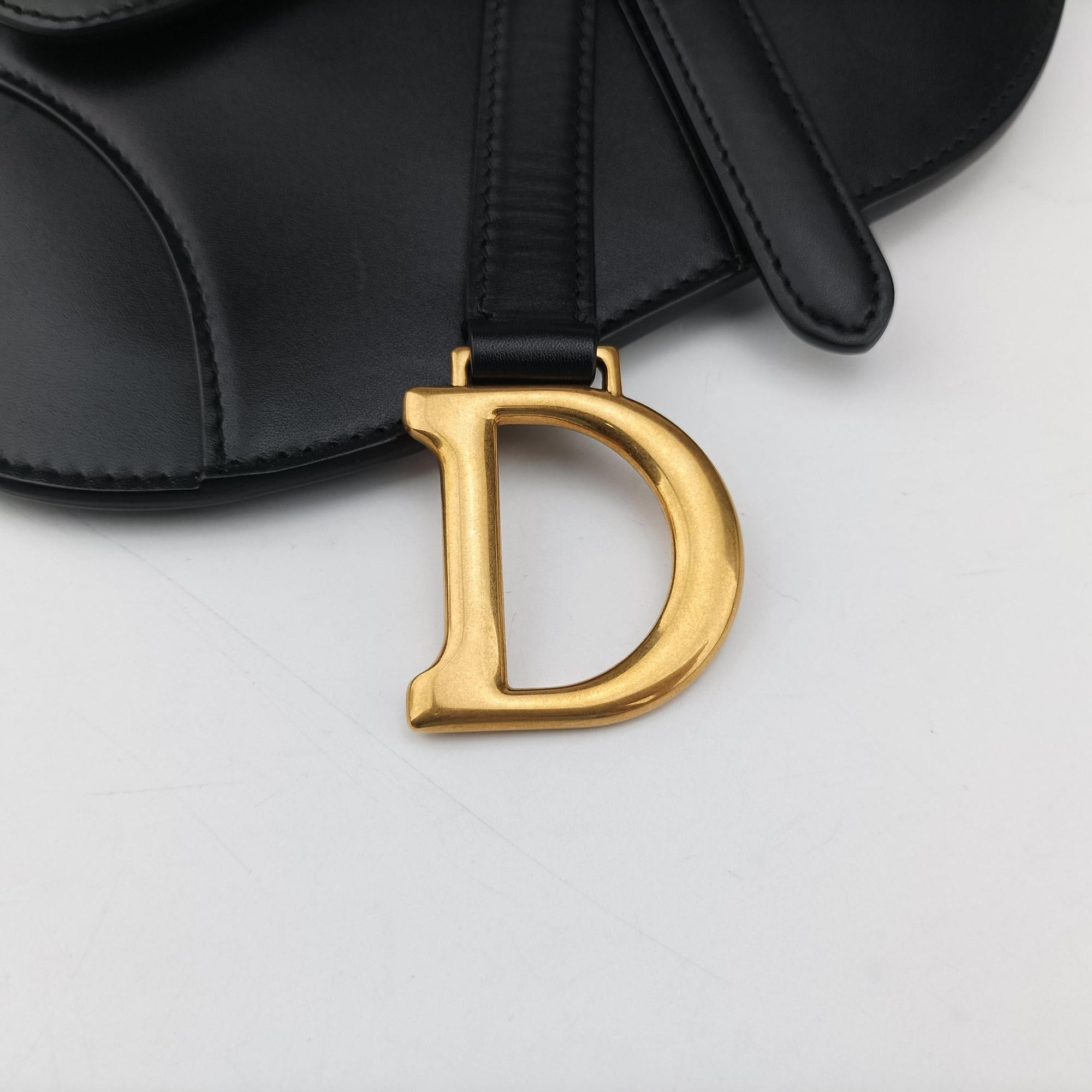 Pre-owned Christian Dior saddle Black leather  bum bag/waist bag | stylenewstar