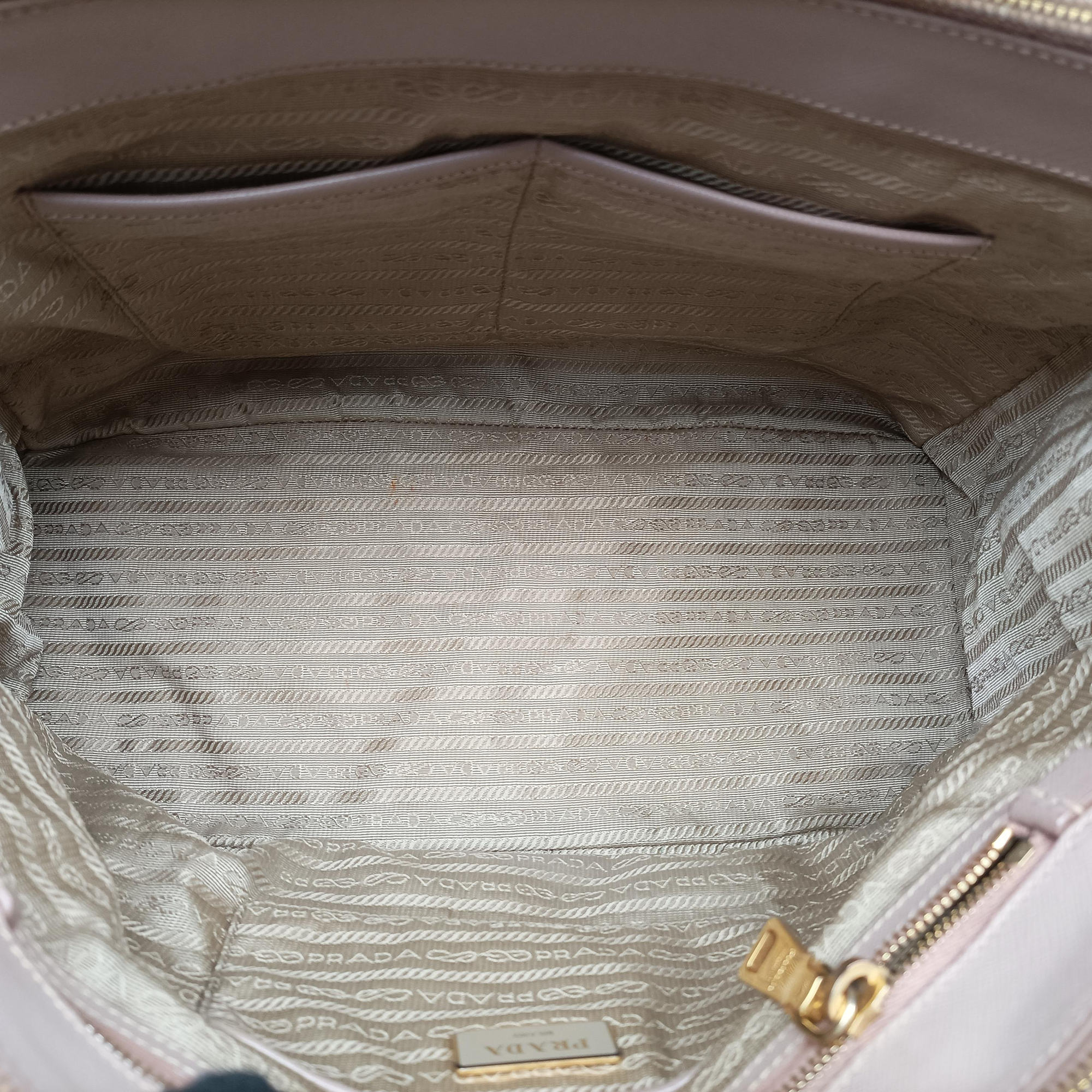 Pre-owned Prada Galleria Pink SAFFIANO Leather BN2274 handbag | stylenewstar