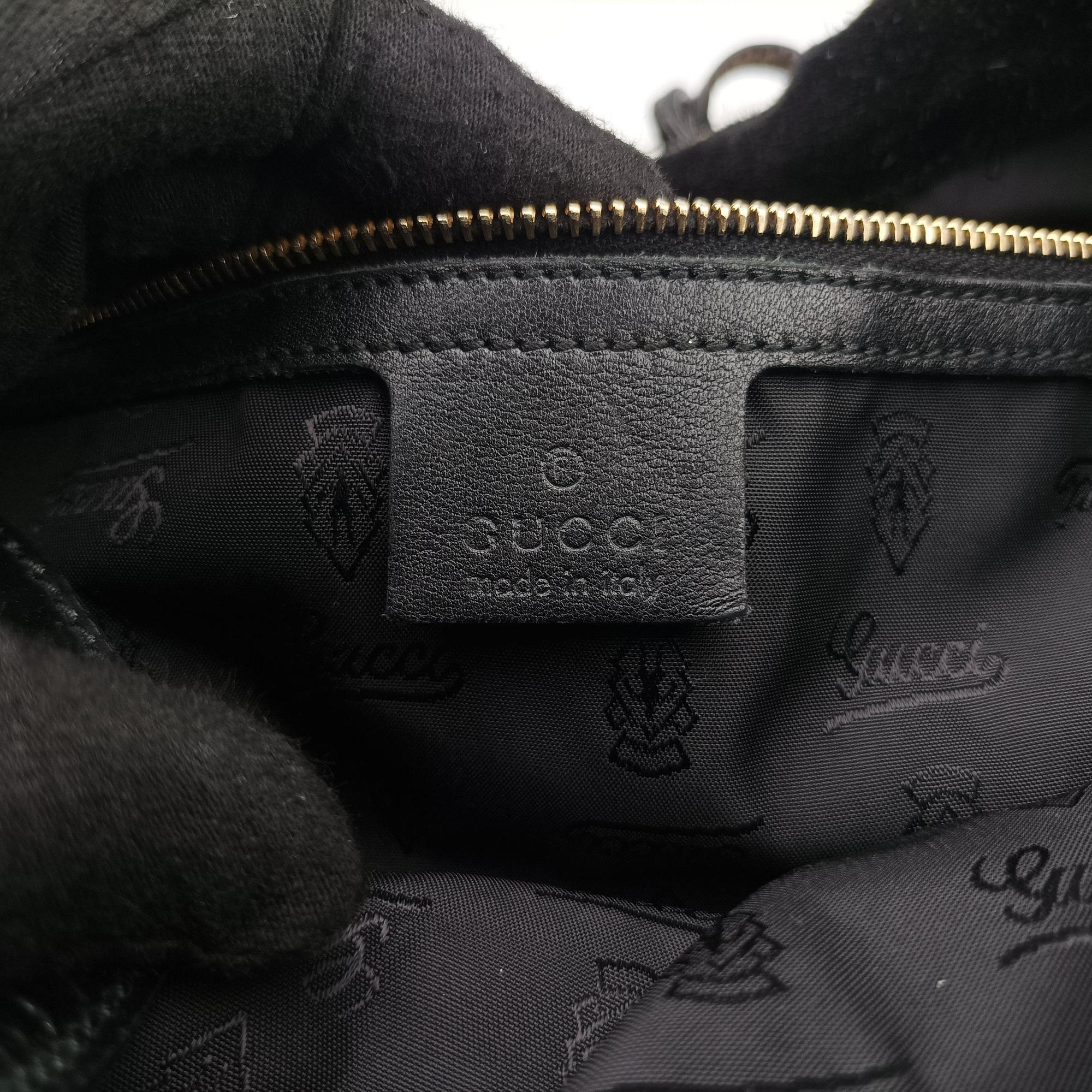 Pre-owned Gucci Bamboo Babouska Indy Hobo Black Suede 177088 shoulderbag | stylenewstar