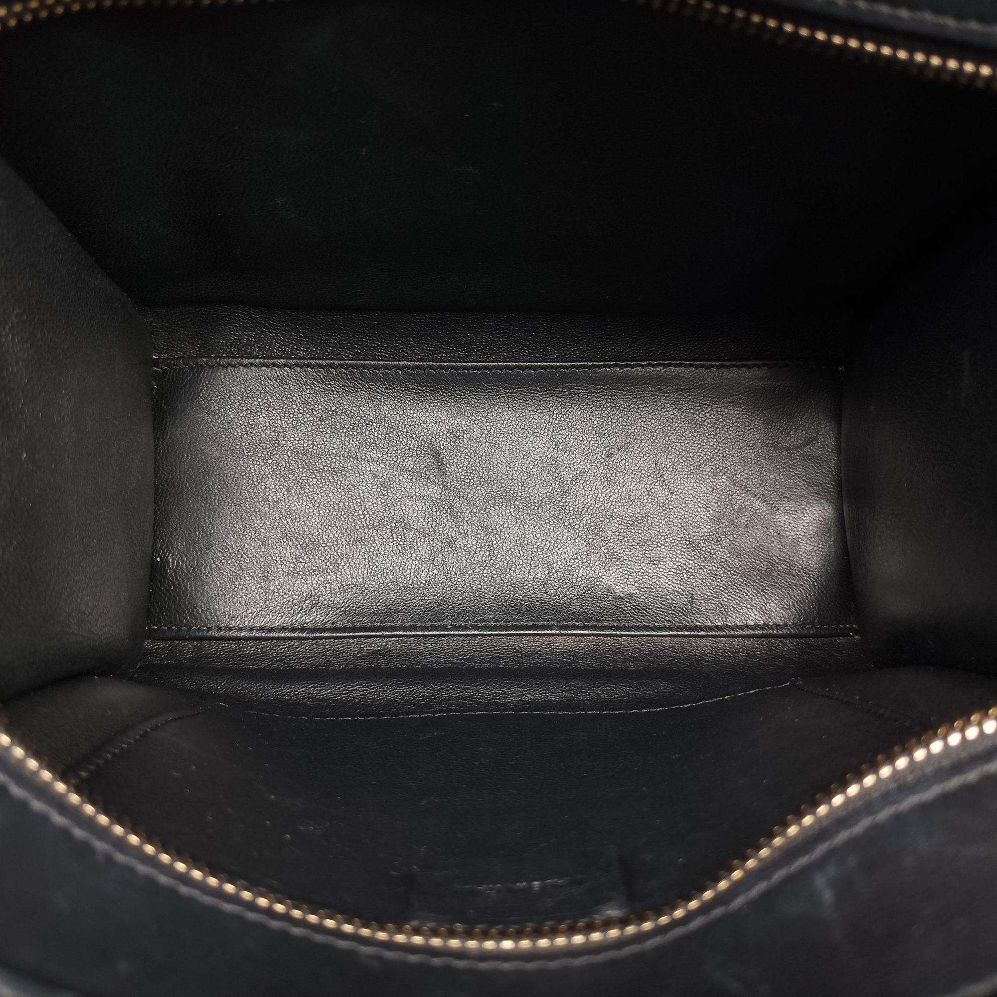 Pre-owned Celine luggage nano shopper Black Leather  shoulderbag | stylenewstar