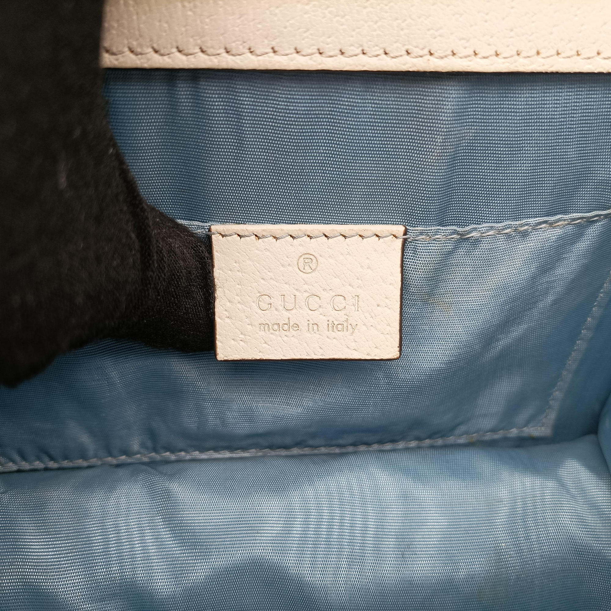Pre-owned Gucci Sylvie White×black×red Leather 470270 shoulderbag | stylenewstar