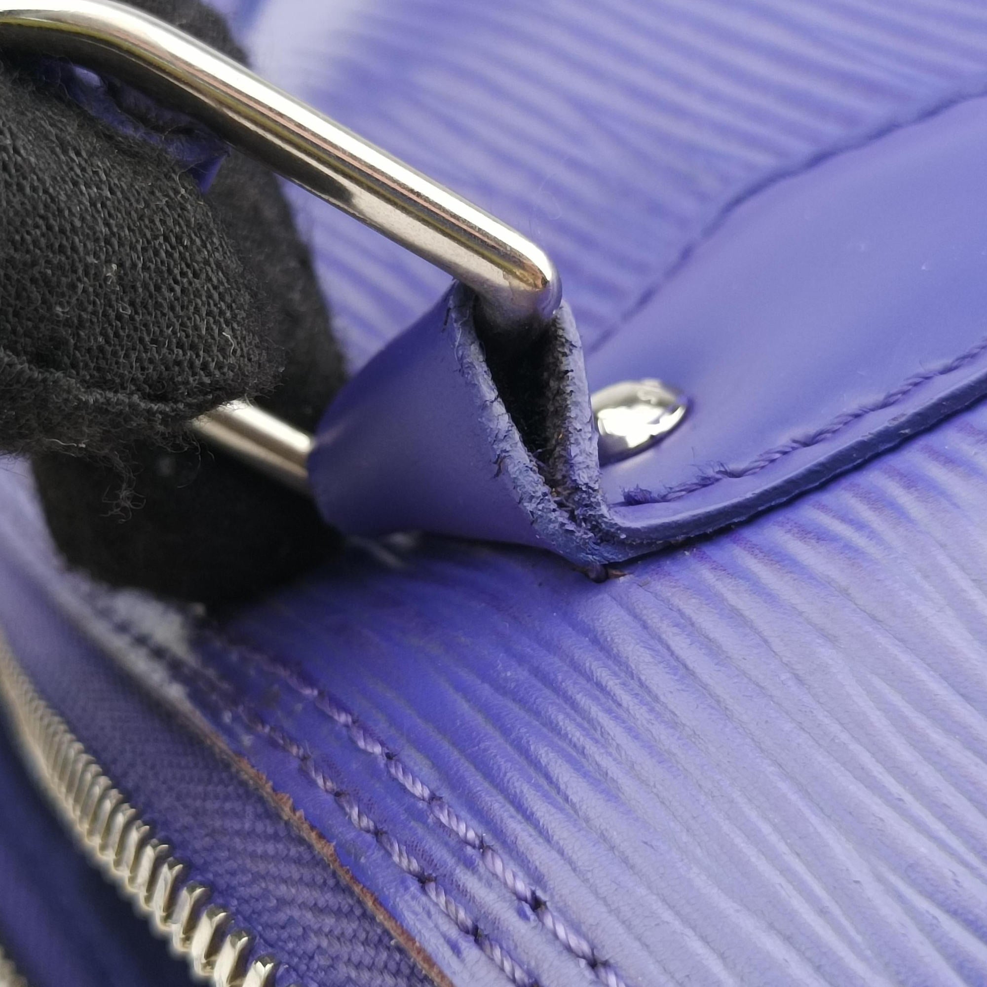 Pre-owned Louis Vuitton ALMA PM Fig epi M4060G handbag | stylenewstar
