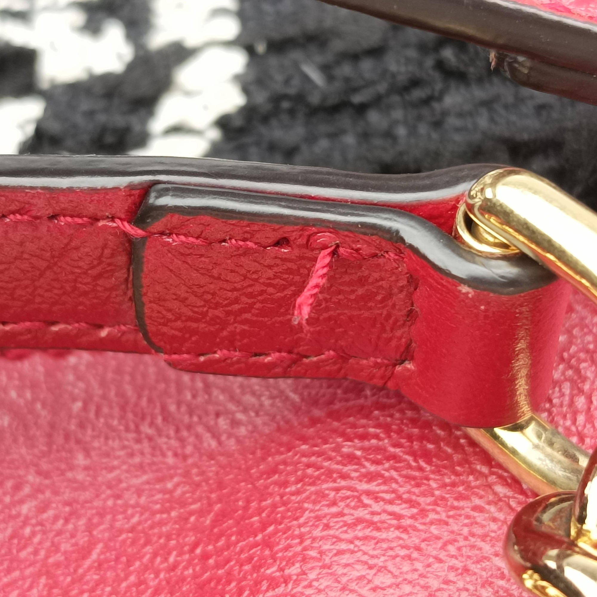 Vintage Gucci Rajah Black × Red × Multi Tweed × Leather 537219 shoulderbag | stylenewstar