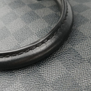 Pre-owned Louis Vuitton Porte Documents Jour Noir Damier Graphite N48224 handbag | stylenewstar