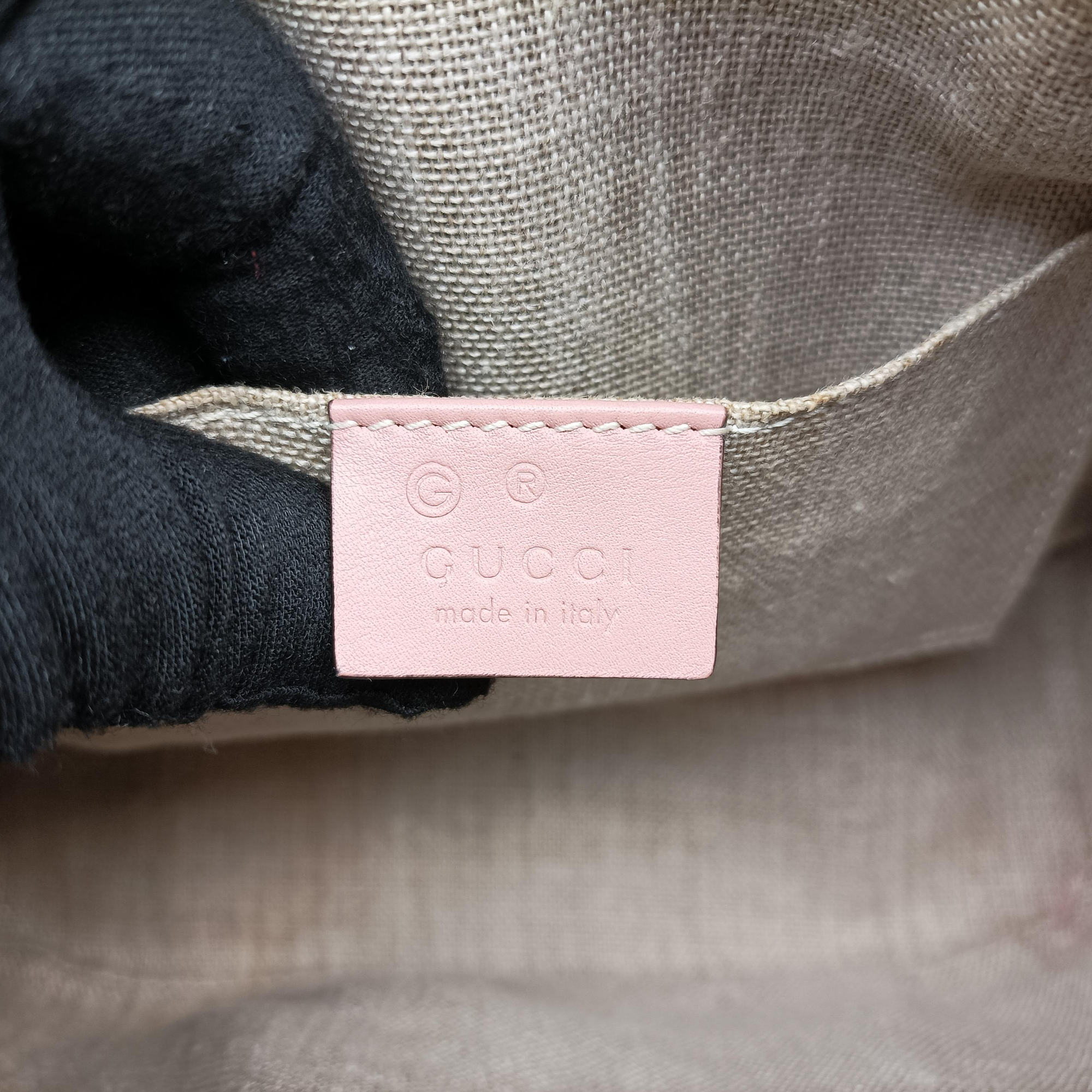 Pre-owned Gucci Microguccissima Pink Leather 449654 shoulderbag | stylenewstar