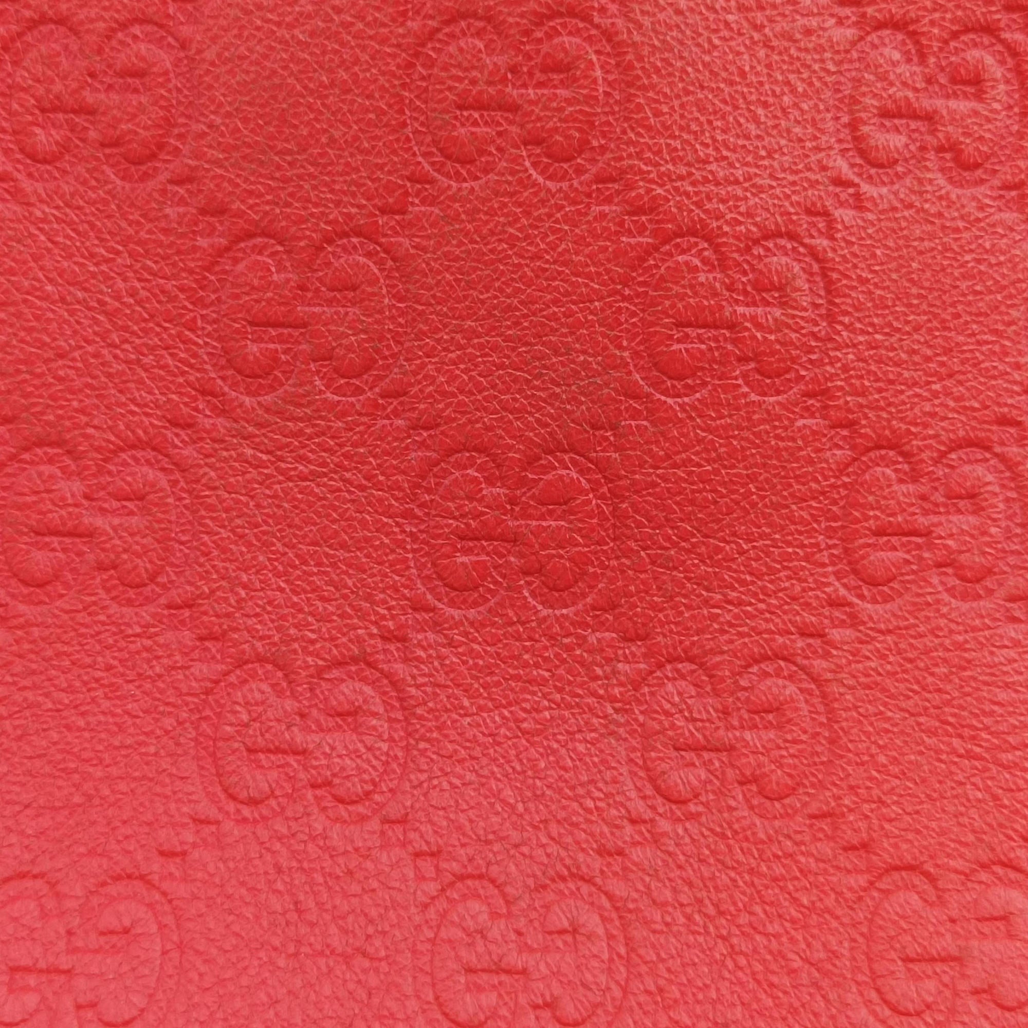 Pre-owned Gucci guccissima Red Leather 265696 handbag | stylenewstar