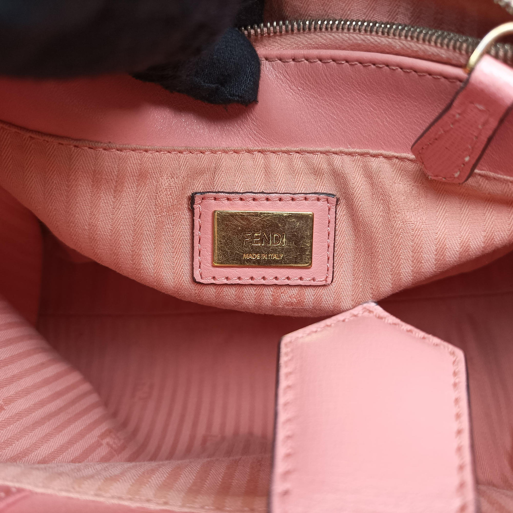 Pre-owned Fendi Petite 2 JOURS Pink Leather 8BH253 shoulderbag | stylenewstar