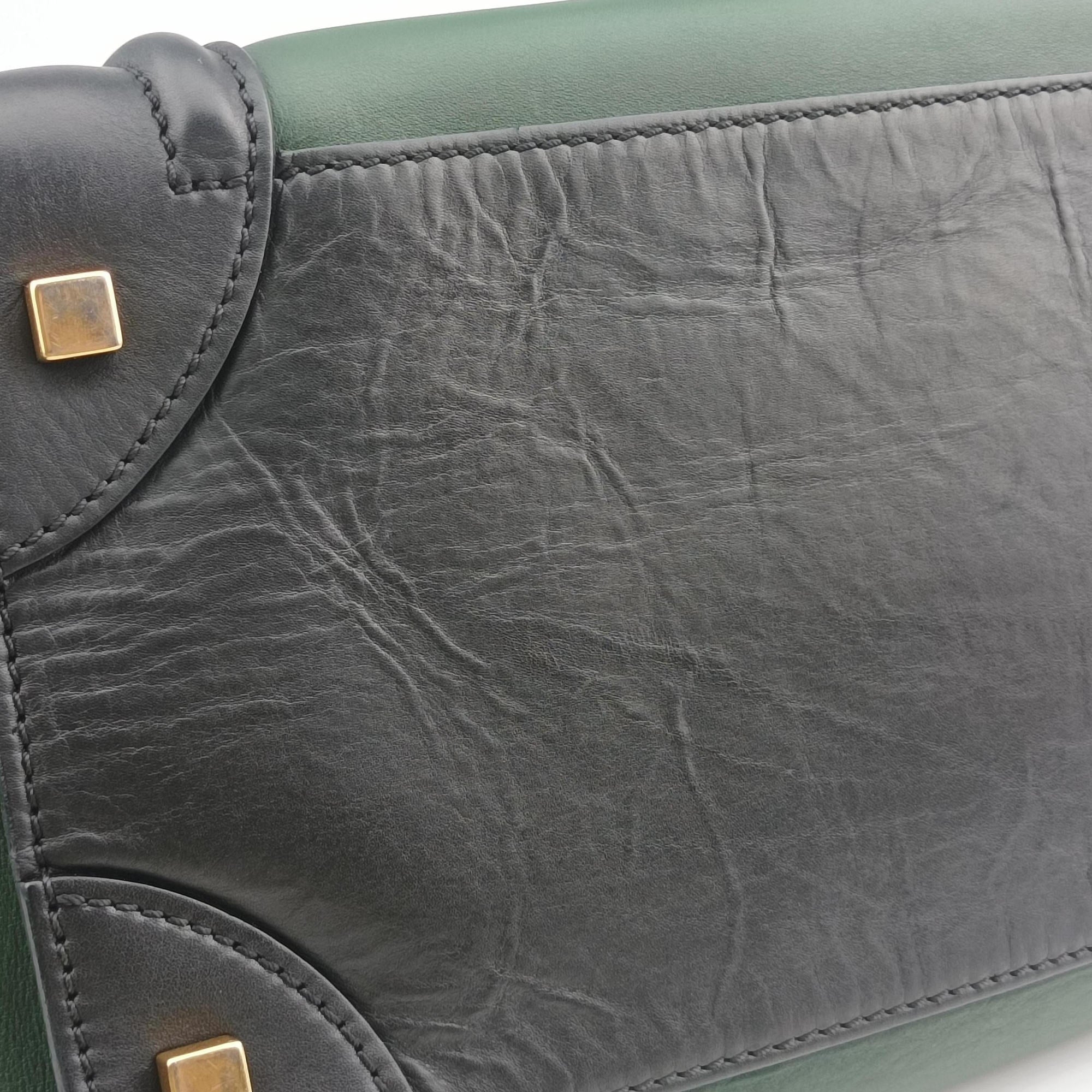 Pre-owned Celine Luggage Mini Shopper Green×black Leather  handbag | stylenewstar