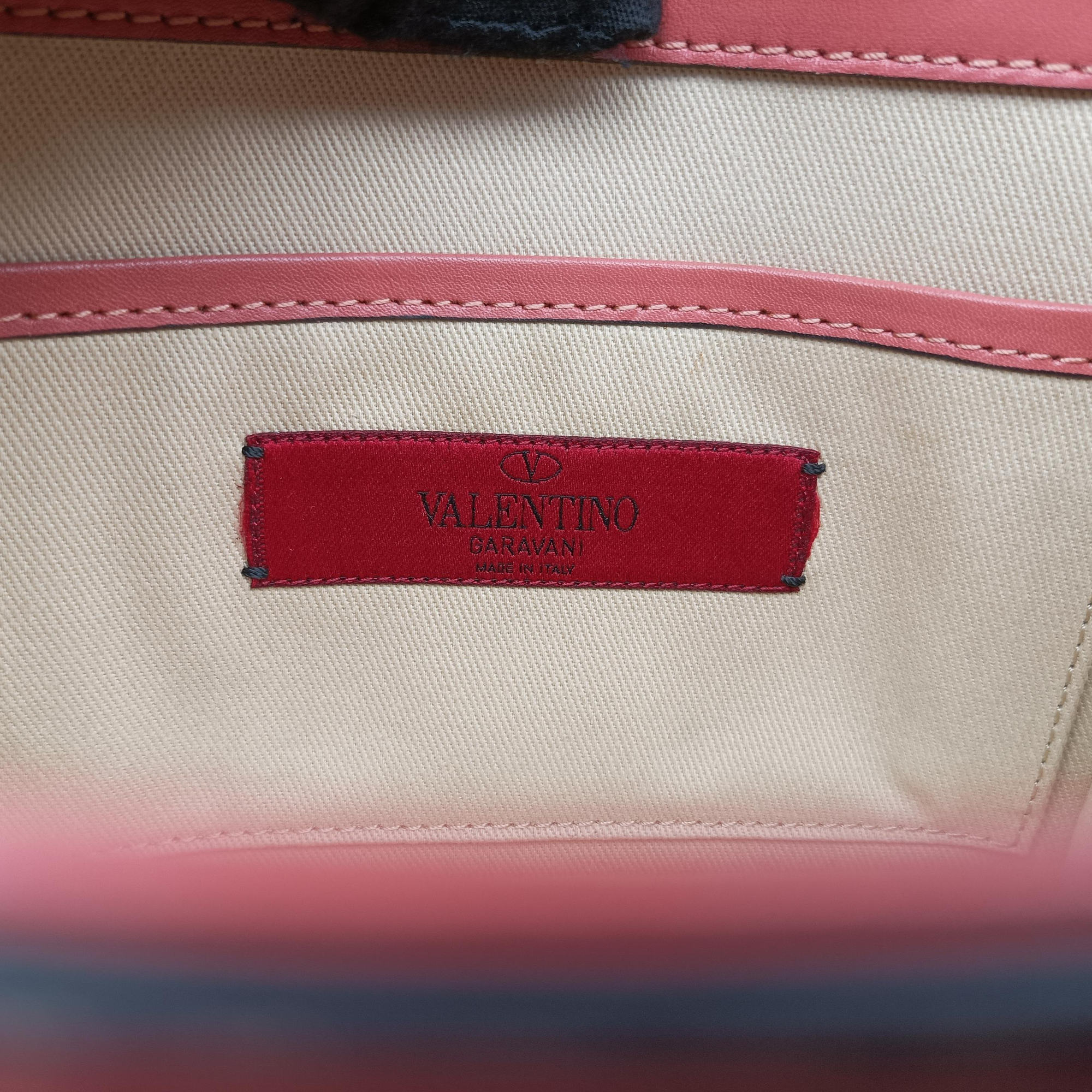 Pre-owned Valentino Cabana Orange leather  shoulderbag | stylenewstar