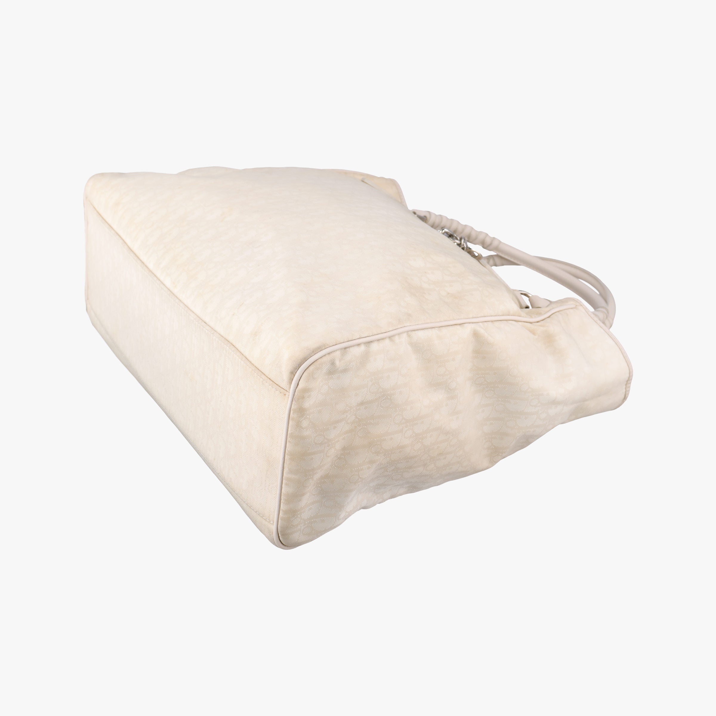 Secondhand Christian Dior Lovely Beige Diorissimo Canvas × Leather  handbag | stylenewstar