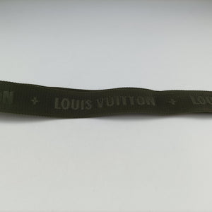 Secondhand Louis Vuitton MULTI POCHETTE ACCESSOIRES MARRON×ROSE CLAIRE Monogram Canvas M44840 shoulderbag | stylenewstar