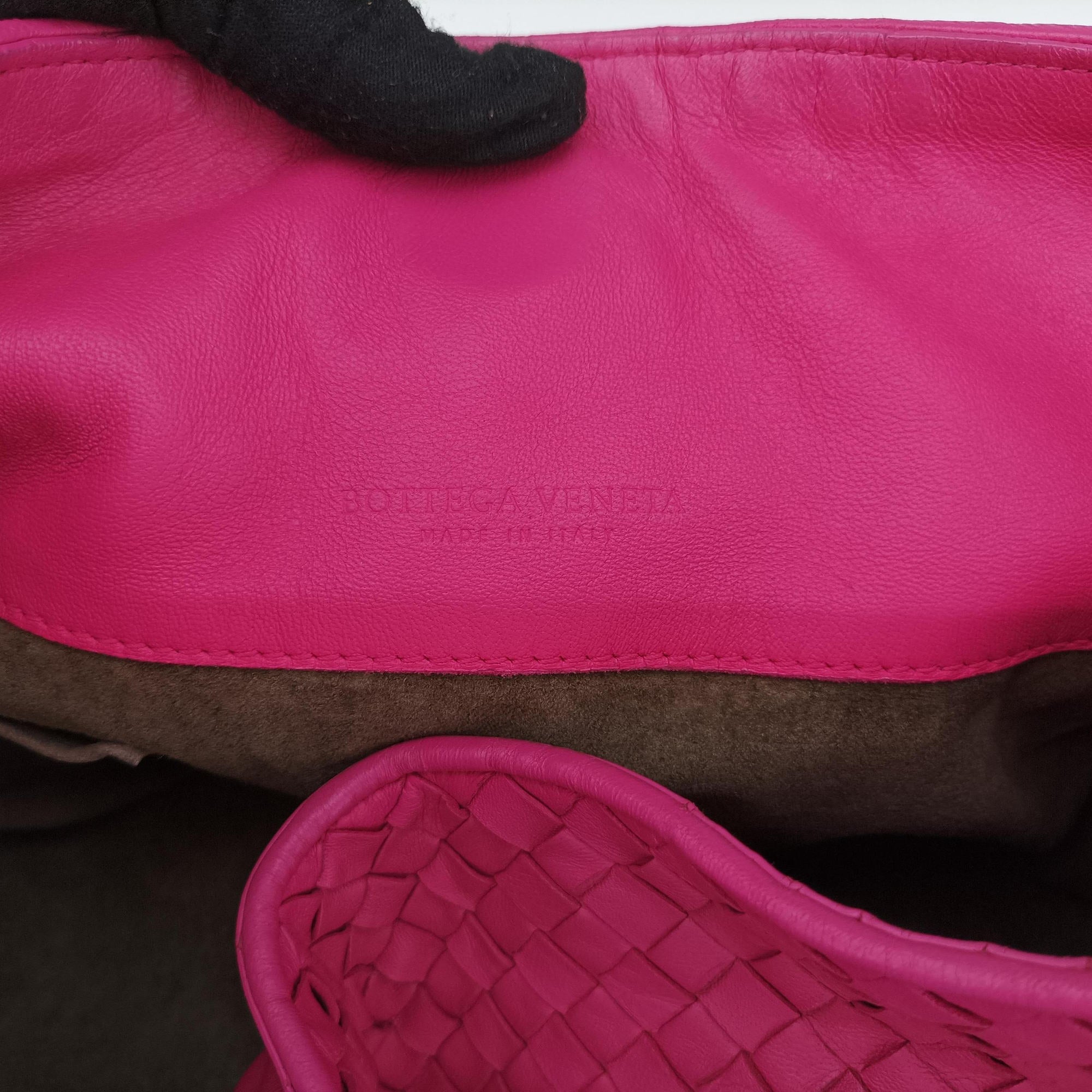 Pre-owned Bottega Veneta Parachute Intrecciato Rose lambskin  handbag | stylenewstar