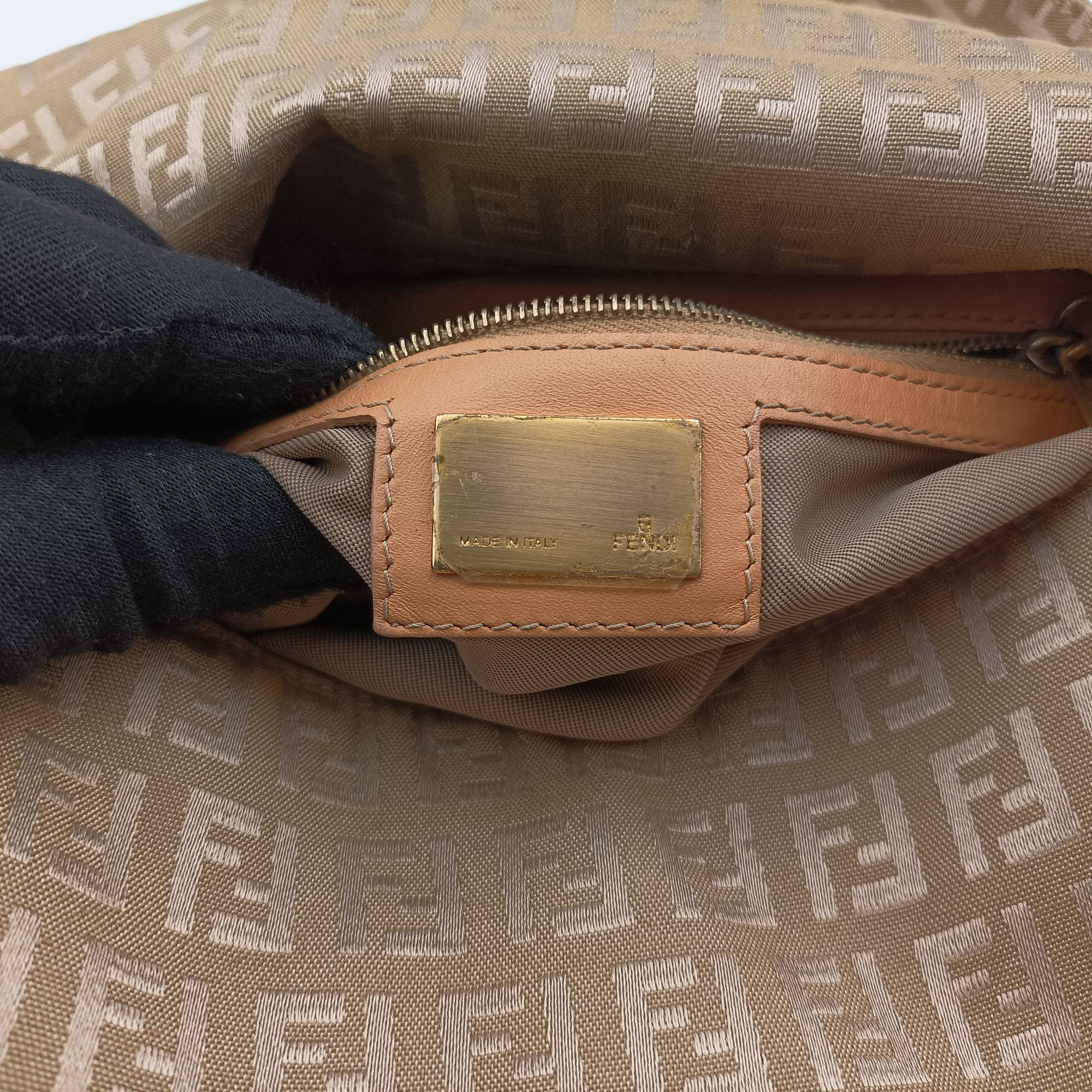 Pre-owned Fendi Baguette Zucchino Beige canvas×leather 8BR001 shoulderbag | stylenewstar