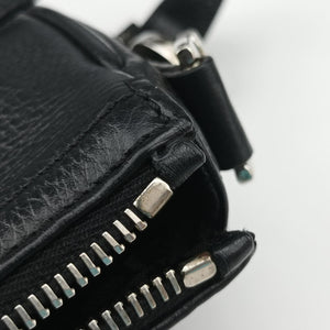 Secondhand Christian Dior D Pendant Black Leather  shoulderbag | stylenewstar
