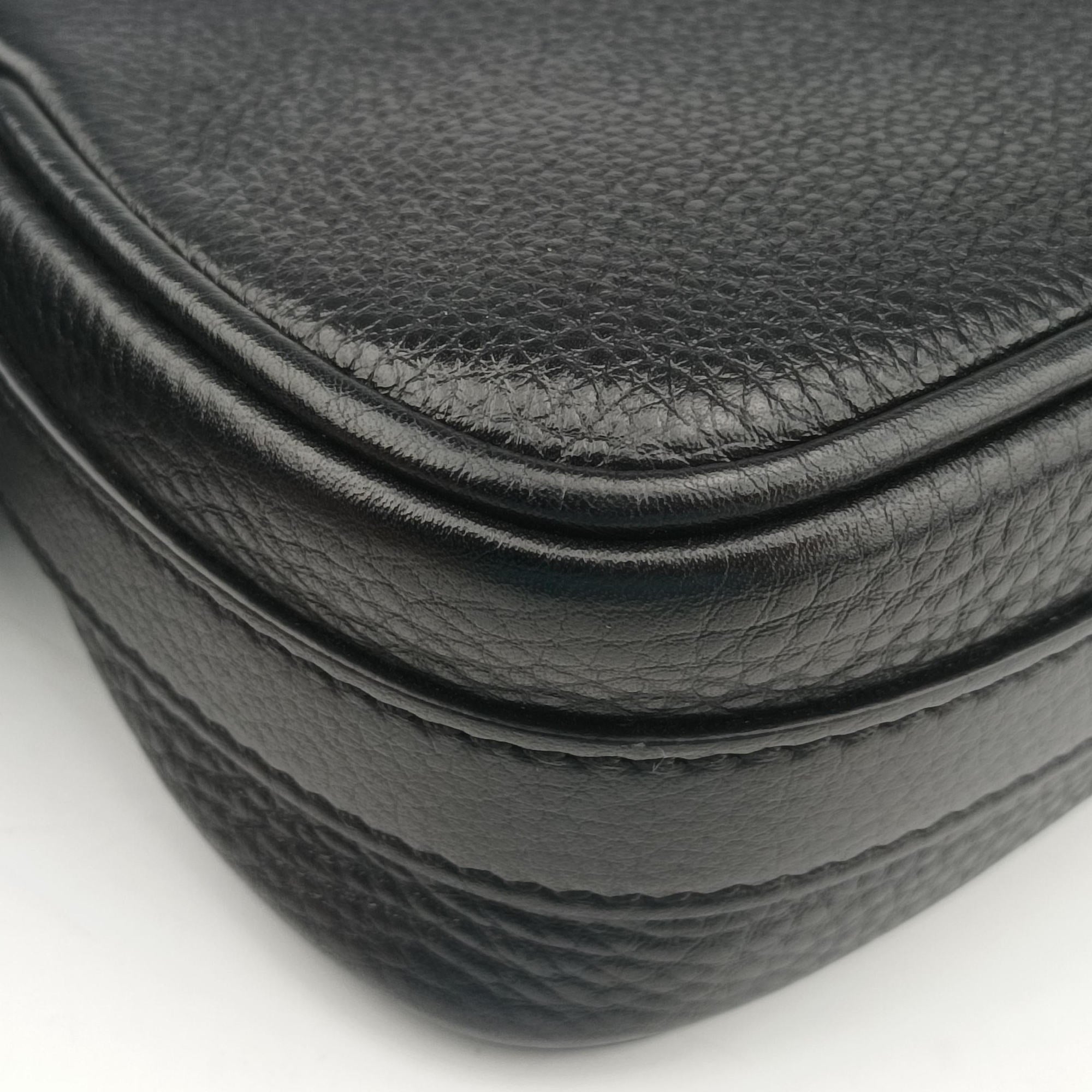 Secondhand Christian Dior D Pendant Black Leather  shoulderbag | stylenewstar