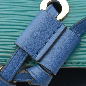 Pre-owned Louis Vuitton NeoNoe BB Emerald Green × Navy Blue Epi M55582 shoulderbag | stylenewstar