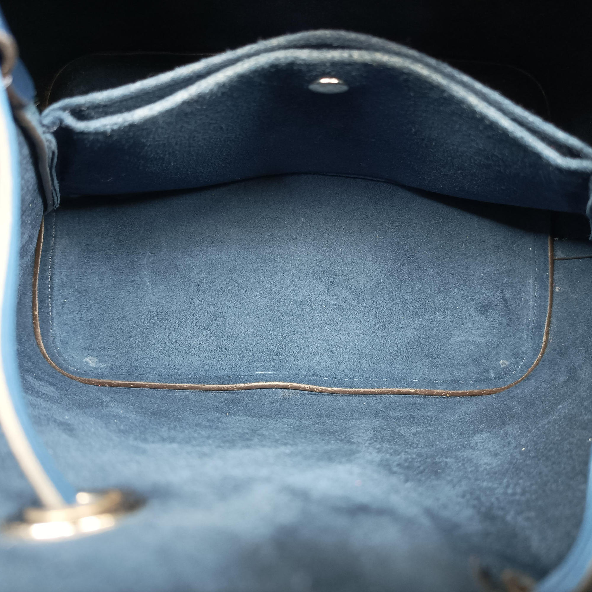 Pre-owned Louis Vuitton NeoNoe BB Emerald Green × Navy Blue Epi M55582 shoulderbag | stylenewstar