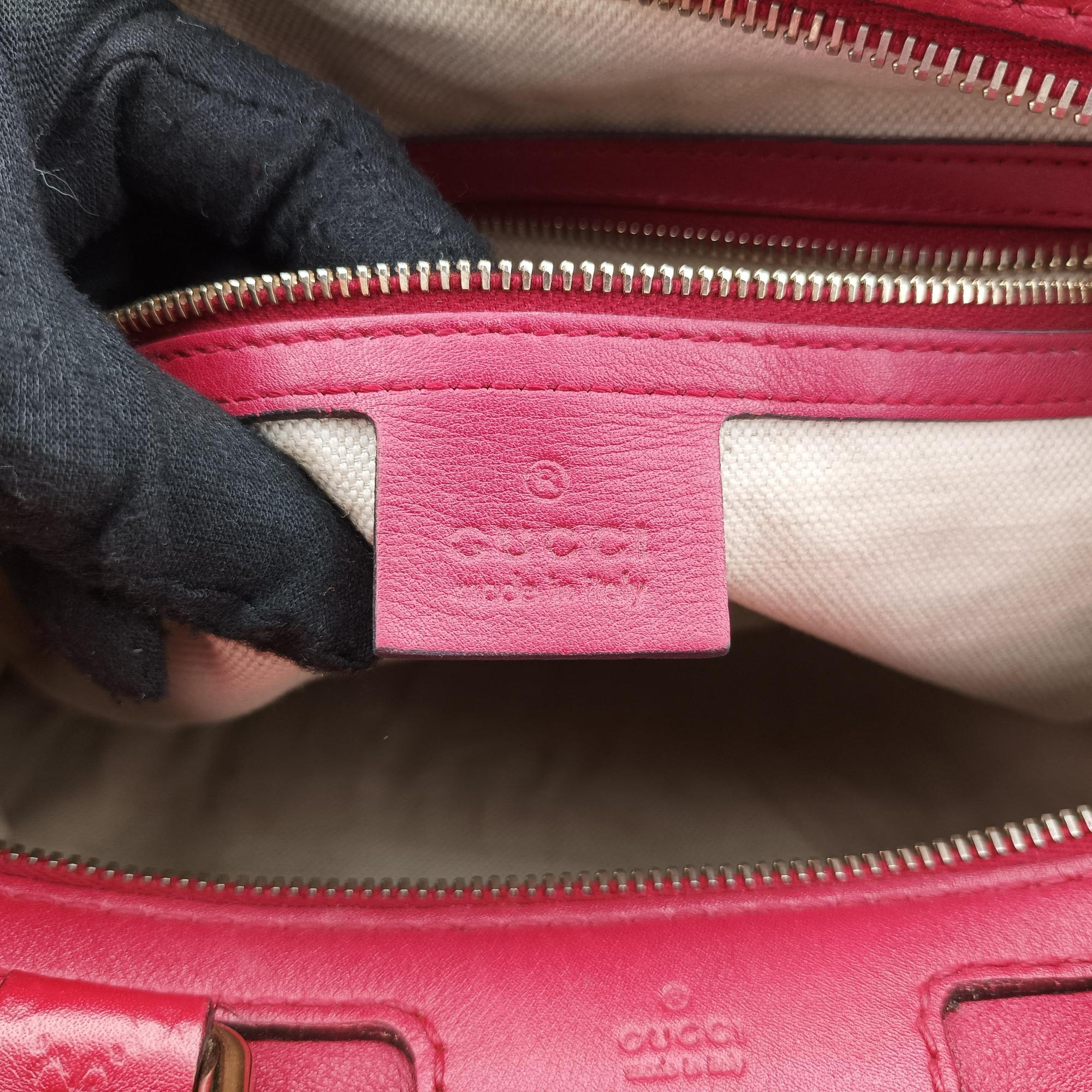 Pre-owned Gucci Guccissima Trim Web Joy Red Leather 247205 shoulderbag | stylenewstar