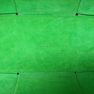 Vintage Bottega Veneta THE ARCO Tote White×Green lambskin  handbag | stylenewstar