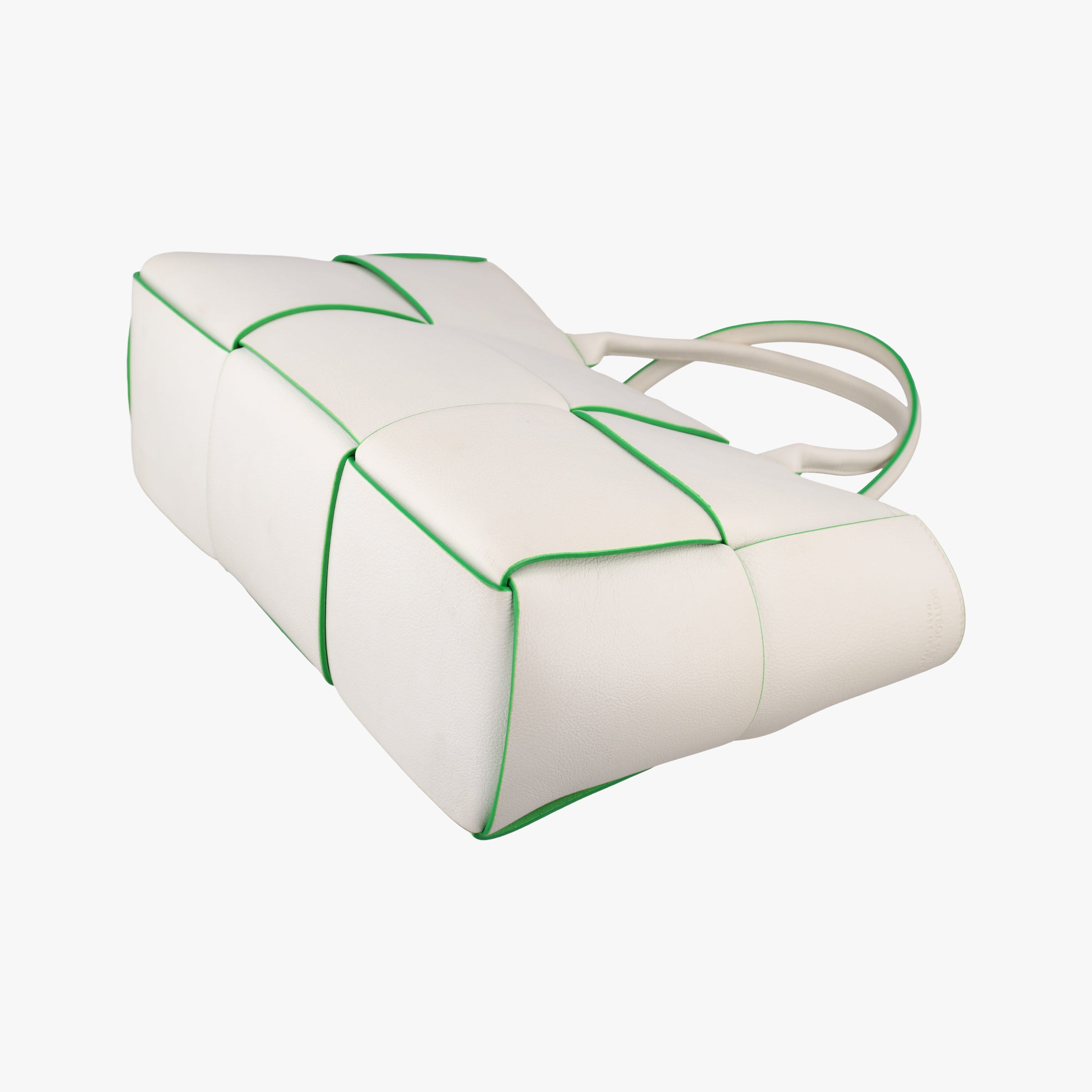 Vintage Bottega Veneta THE ARCO Tote White×Green lambskin  handbag | stylenewstar