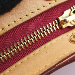 Pre-owned Louis Vuitton Brea MM ROSE INDIEN Vernis M91798 shoulderbag | stylenewstar