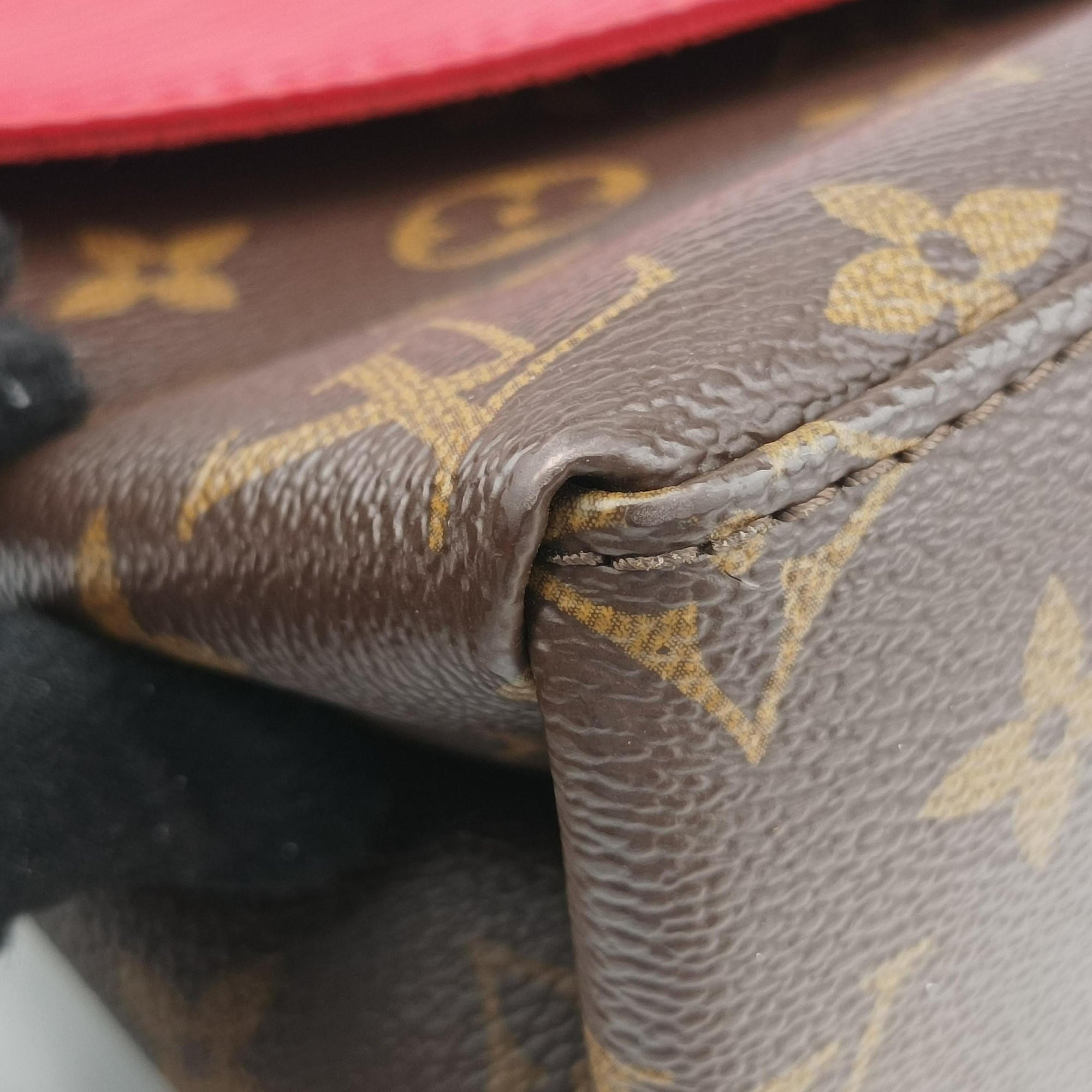 Vintage Louis Vuitton SAINT MICHEL brown×COQUELICOT Monogram Canvas×Epi Leather M44031 shoulderbag | stylenewstar