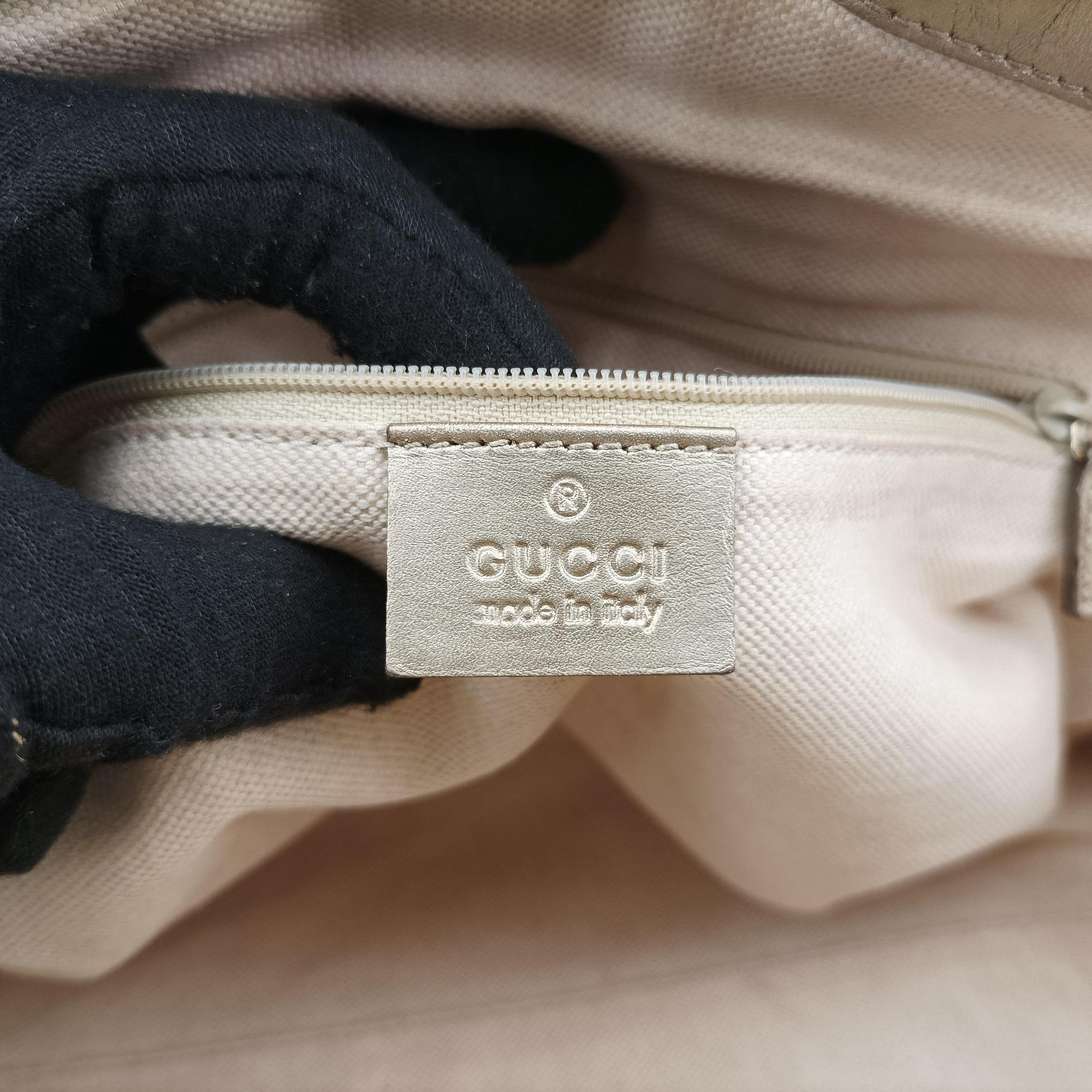 Secondhand Gucci Sukey GUCCISSIMA Golden Leather 223974 shoulderbag | stylenewstar