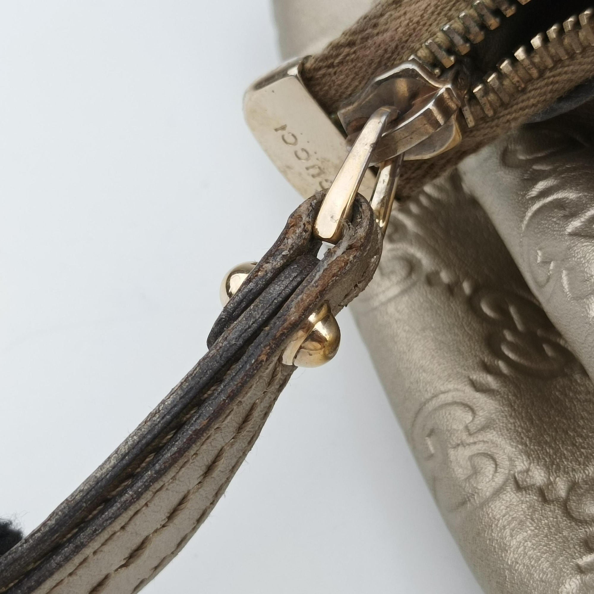 Secondhand Gucci Sukey GUCCISSIMA Golden Leather 223974 shoulderbag | stylenewstar
