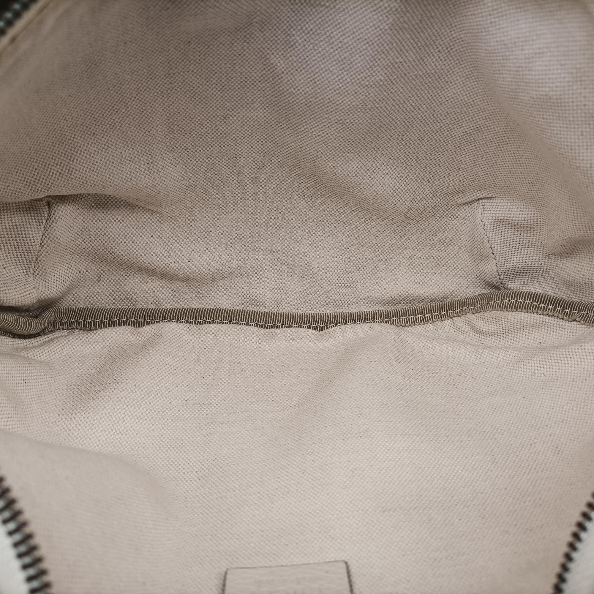 Pre-owned Gucci Print White Leather 530412 bum bag/waist bag | stylenewstar