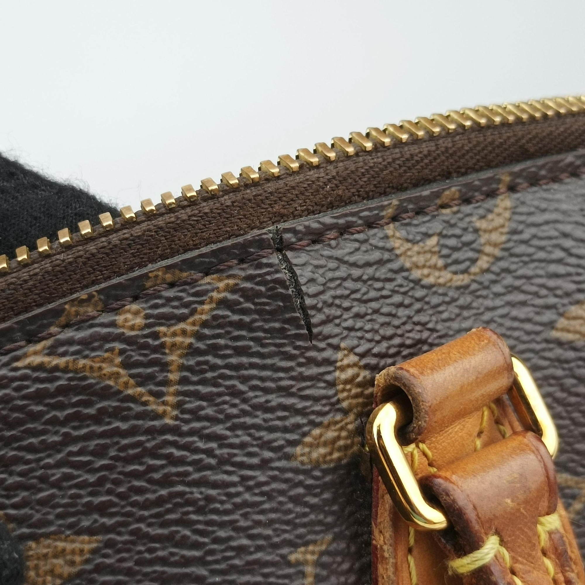 Vintage Louis Vuitton TURENNE MM Brown Monogram Canvas M48814 shoulderbag | stylenewstar