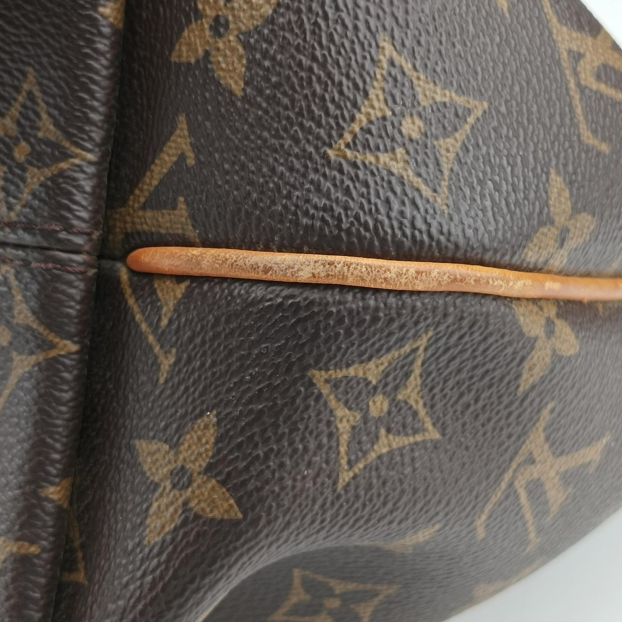 Vintage Louis Vuitton TURENNE MM Brown Monogram Canvas M48814 shoulderbag | stylenewstar