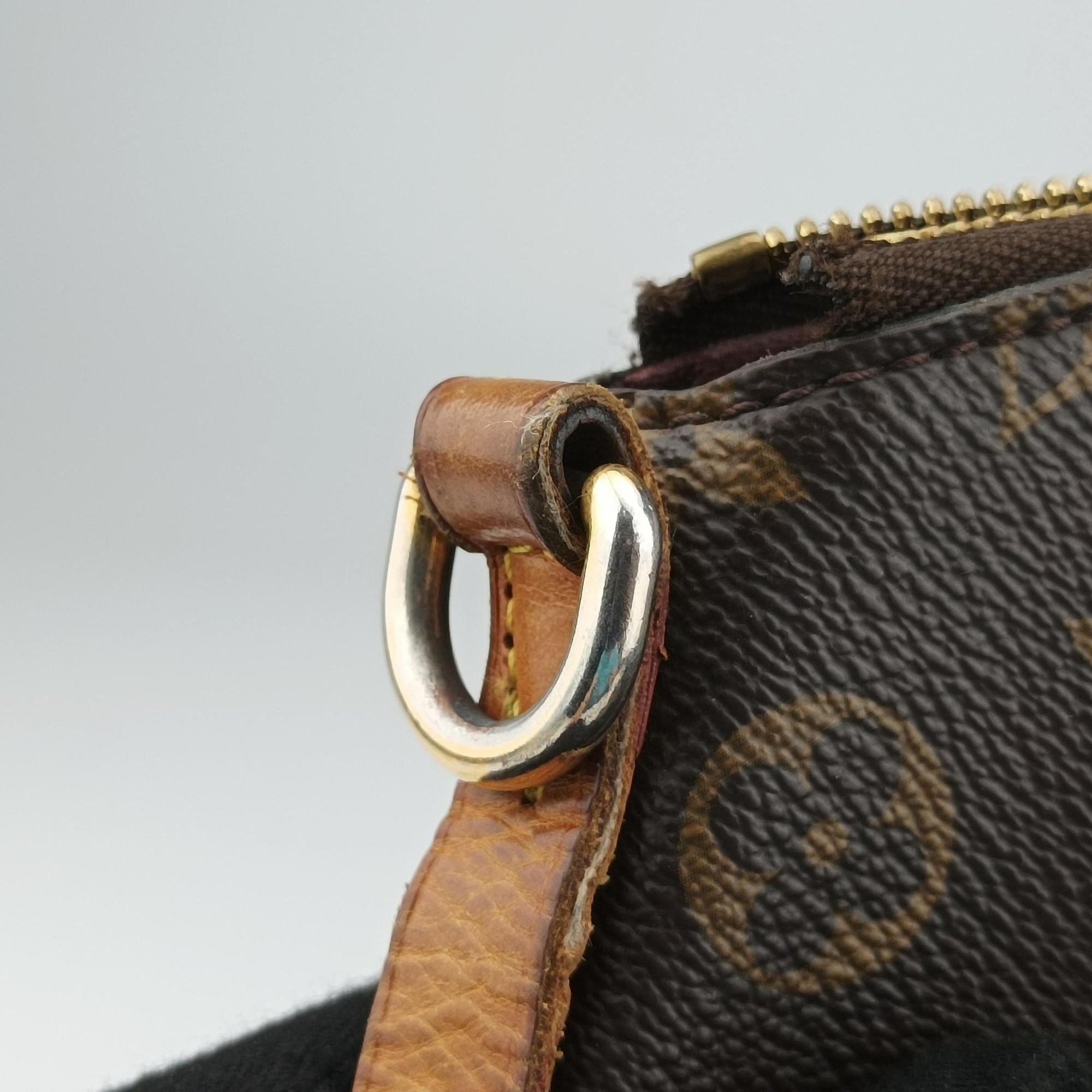 Vintage Louis Vuitton TURENNE MM Brown Monogram Canvas M48814 shoulderbag | stylenewstar