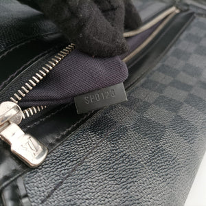 Pre-owned Louis Vuitton DANIEL MM Noir Damier GRAPHITE N58029 shoulderbag | stylenewstar
