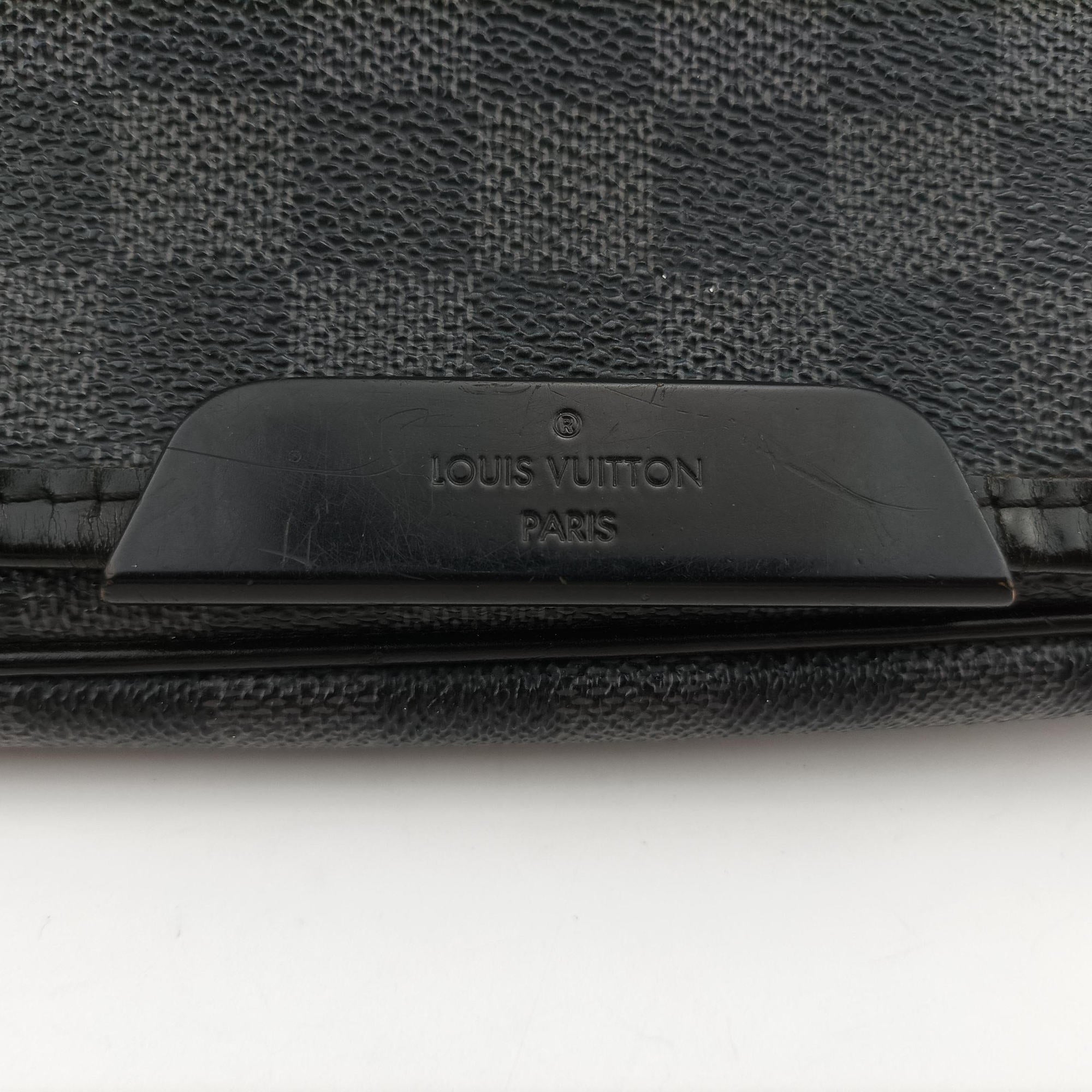 Pre-owned Louis Vuitton DANIEL MM Noir Damier GRAPHITE N58029 shoulderbag | stylenewstar