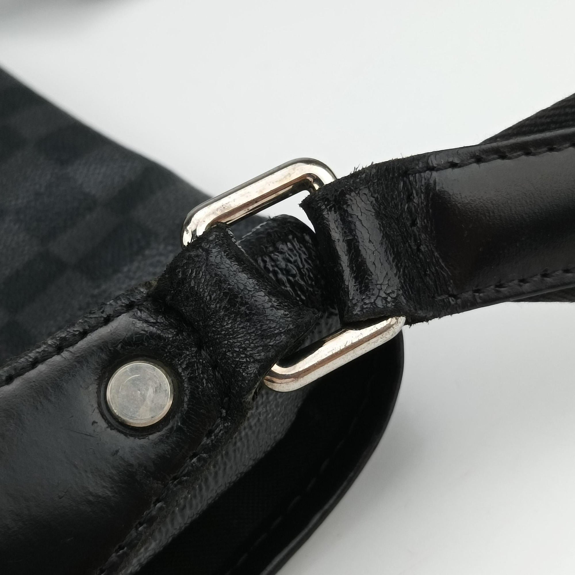 Pre-owned Louis Vuitton DANIEL MM Noir Damier GRAPHITE N58029 shoulderbag | stylenewstar