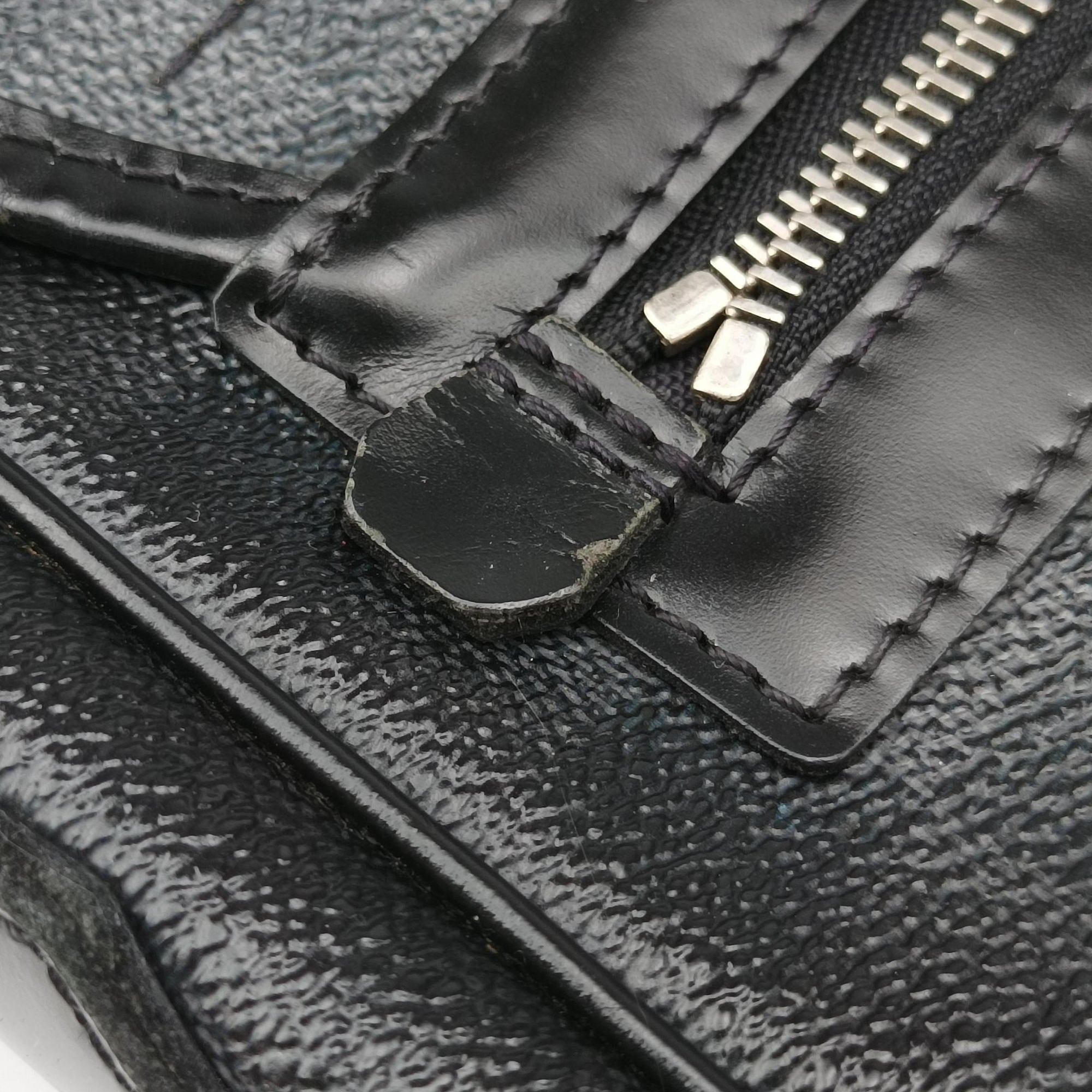Pre-owned Louis Vuitton DANIEL MM Noir Damier GRAPHITE N58029 shoulderbag | stylenewstar