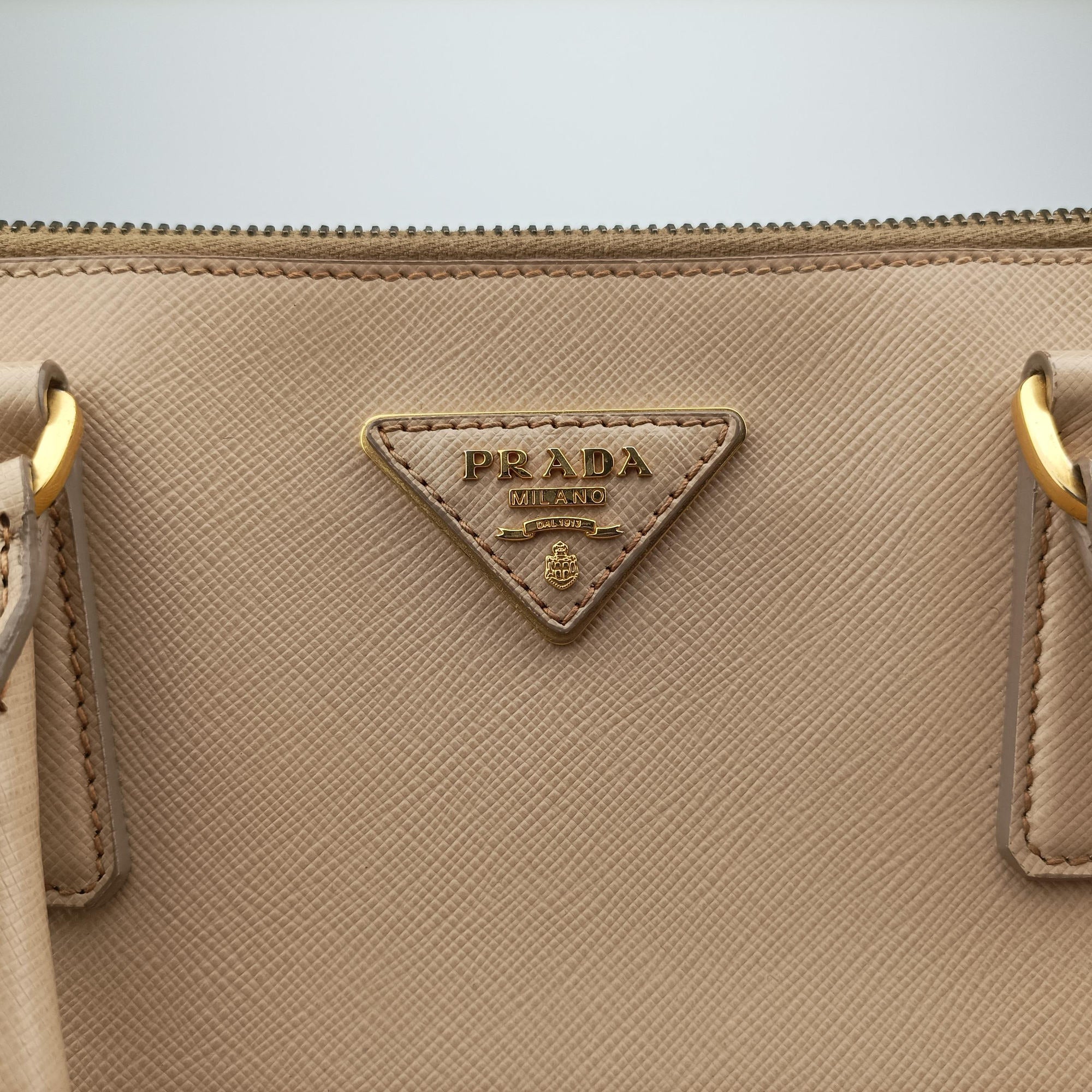 Pre-owned Prada Galleria Beige SAFFIANO Leather BN1786 shoulderbag | stylenewstar