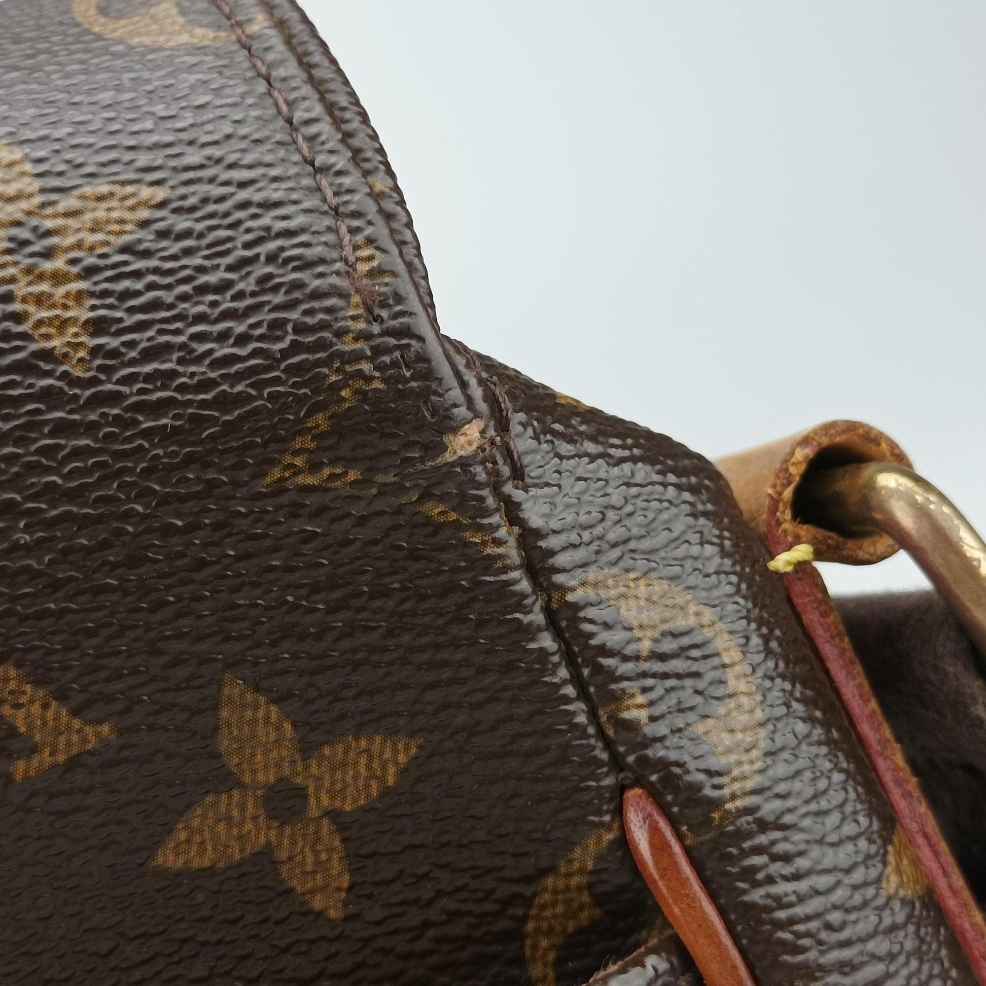 Secondhand Louis Vuitton Abbesses Messenger MM brown Monogram canvas M97038 shoulderbag | stylenewstar