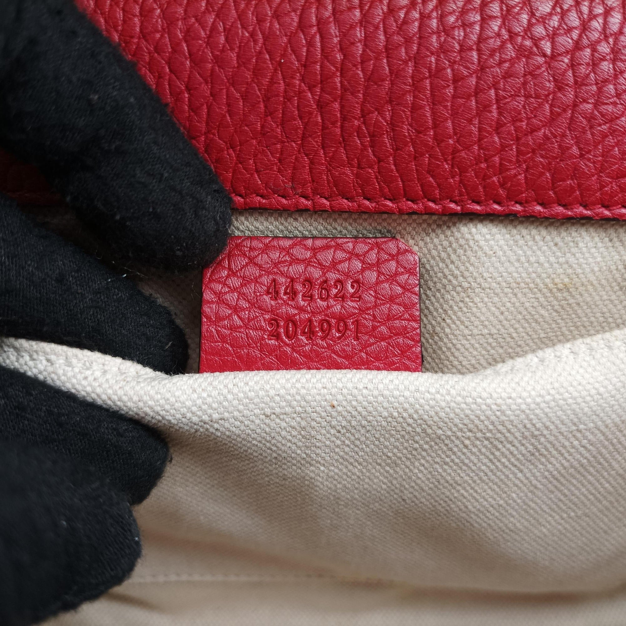 Pre-owned Gucci GG Marmont Red Leather 442622 handbag | stylenewstar