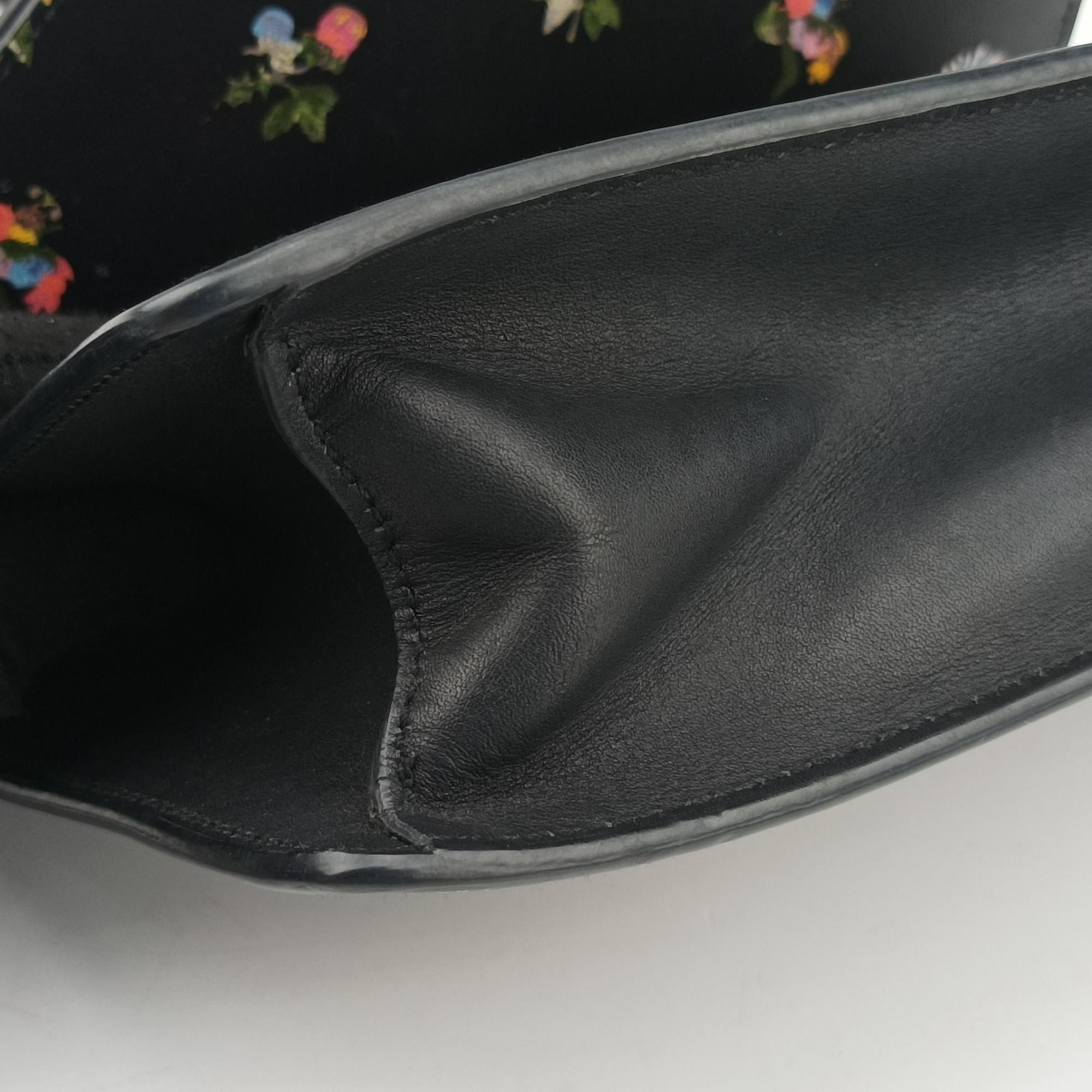 Pre-owned Yves Saint Laurent Betty Black×Multi Leather 401816 shoulderbag | stylenewstar