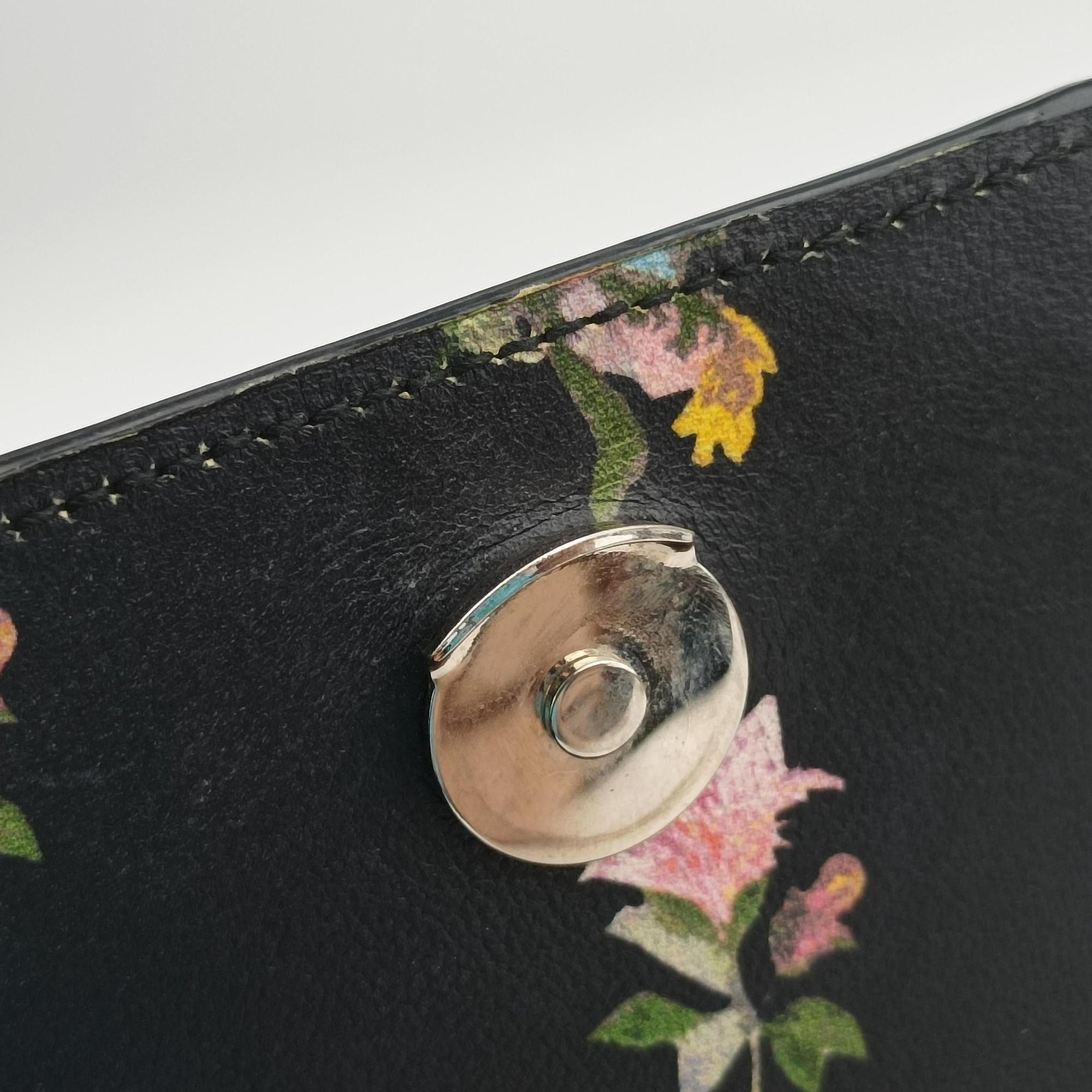 Pre-owned Yves Saint Laurent Betty Black×Multi Leather 401816 shoulderbag | stylenewstar