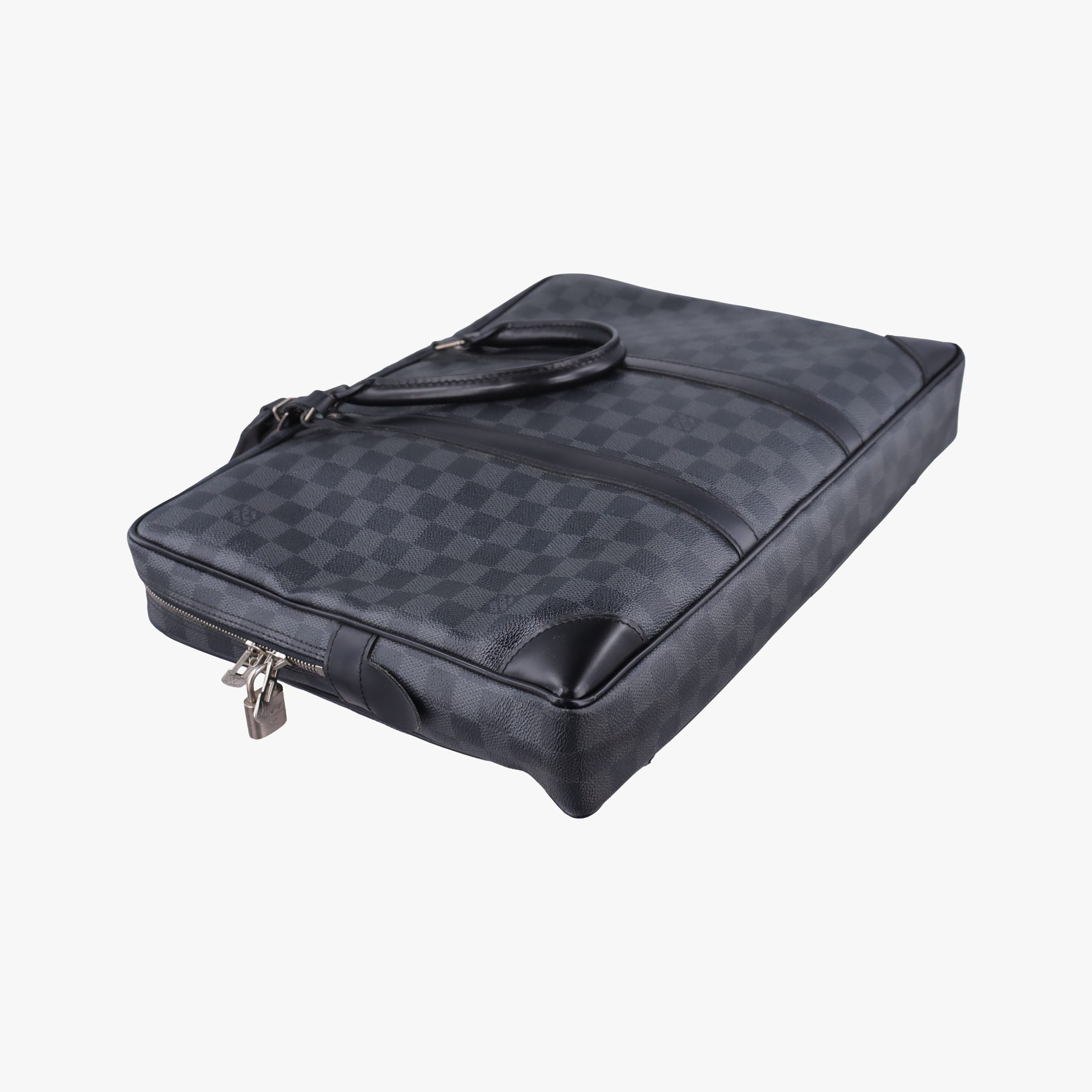 Pre-owned Louis Vuitton Porte Documents Voyage Noir Damier Graphite N41125 handbag | stylenewstar