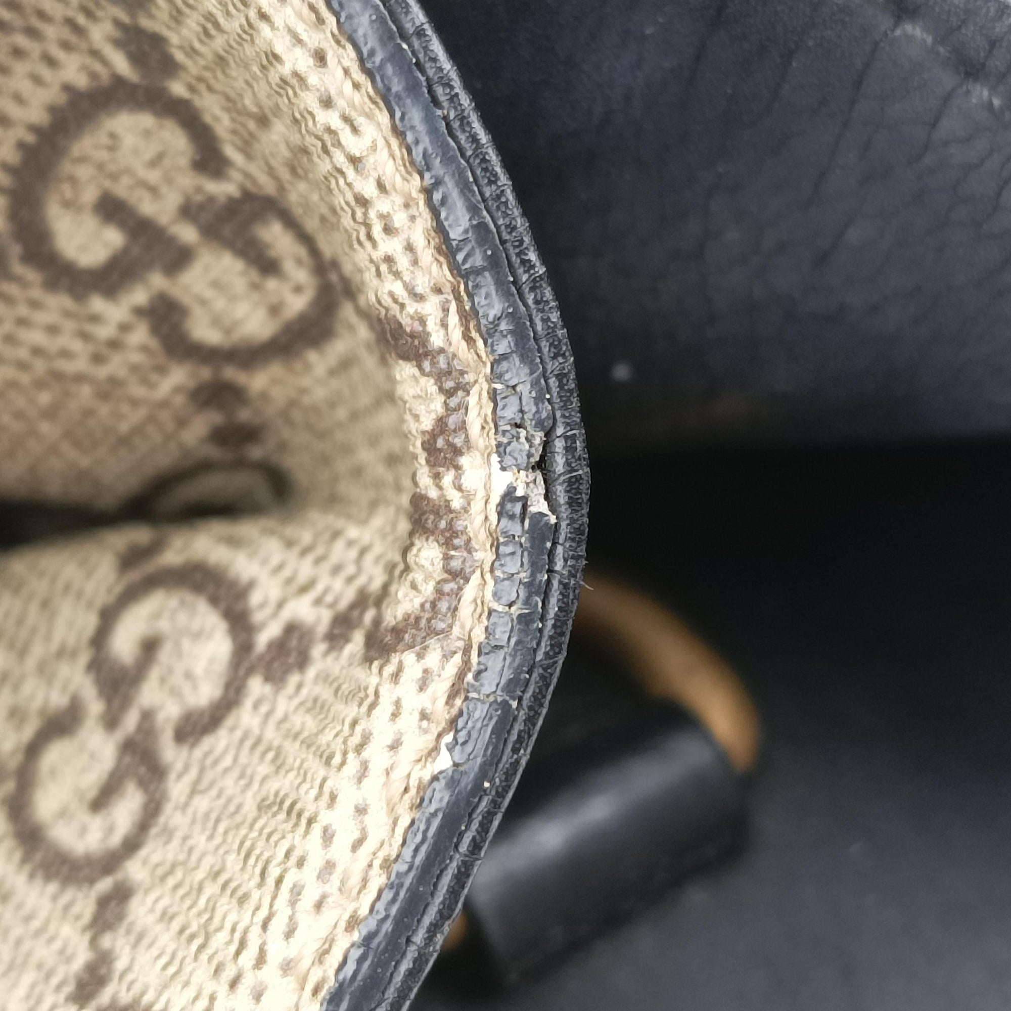 Pre-owned Gucci GG Supreme Bee Beige×multi PVC coated canvas 450950 shoulderbag | stylenewstar