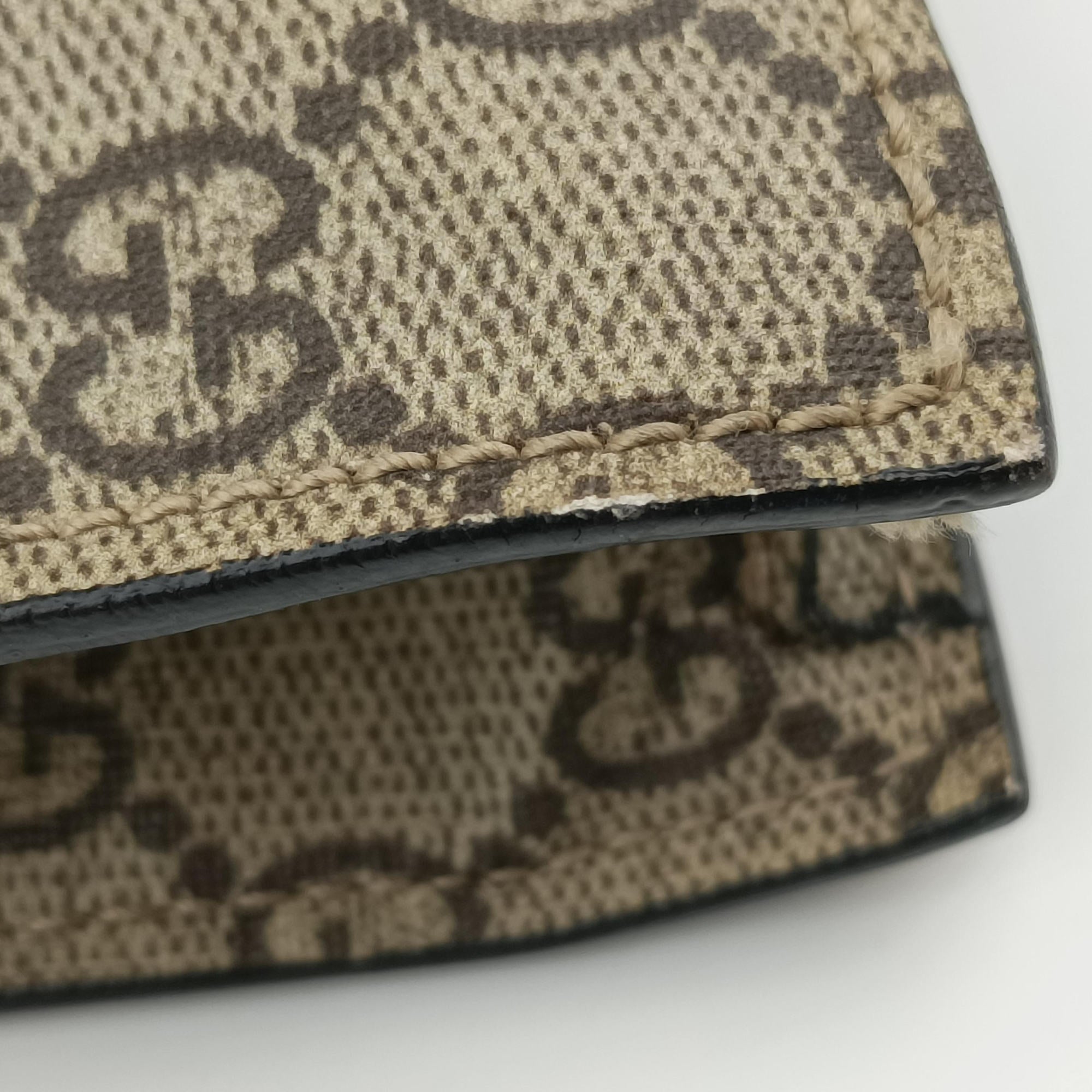 Pre-owned Gucci GG Supreme Bee Beige×multi PVC coated canvas 450950 shoulderbag | stylenewstar
