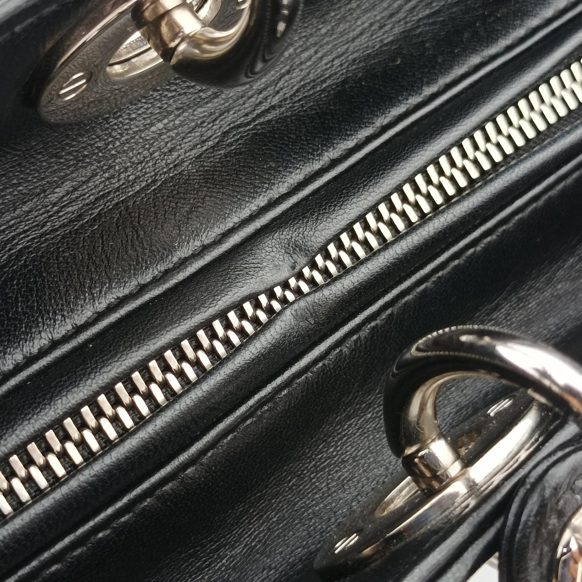 Pre-owned Christian Dior Lady Dior Black lambskin  shoulderbag | stylenewstar